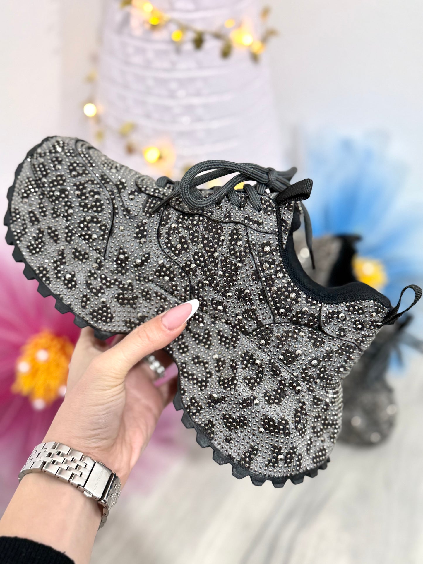 Adidași gri cu cristale KRISS