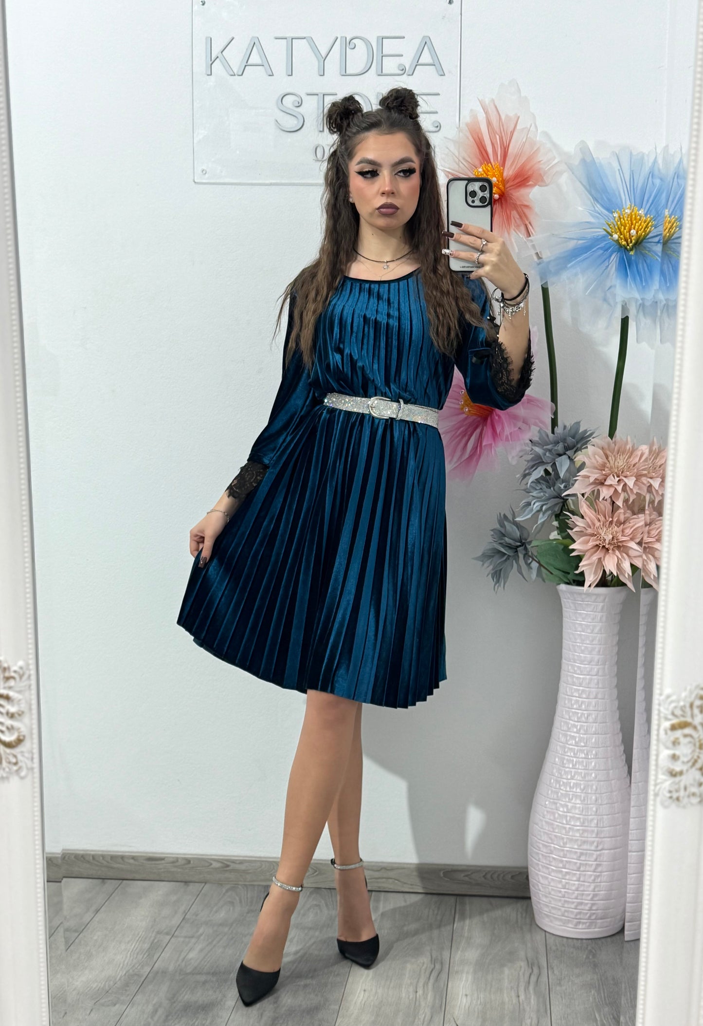 Rochie din catifea și dantelă plisată MARA