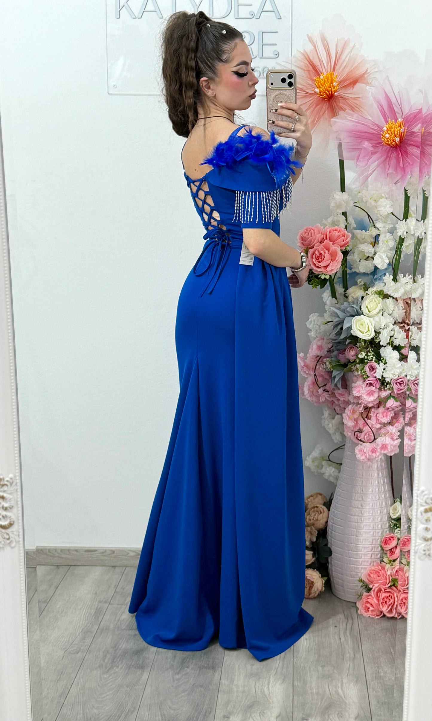 Rochie elegantă off-shoulder cu slit și detalii luxury albastra