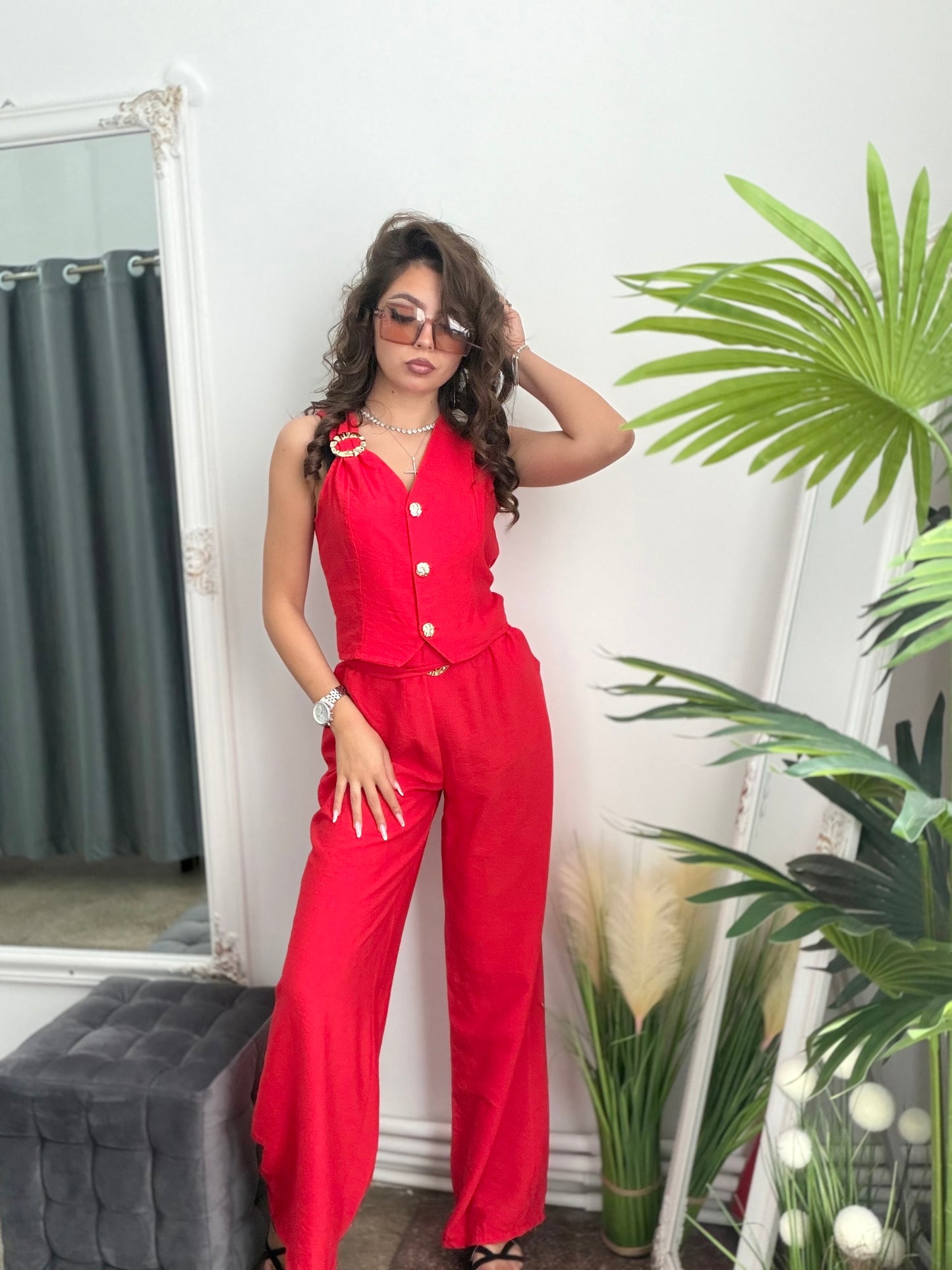 Compleu din in ELEGANCE rosu