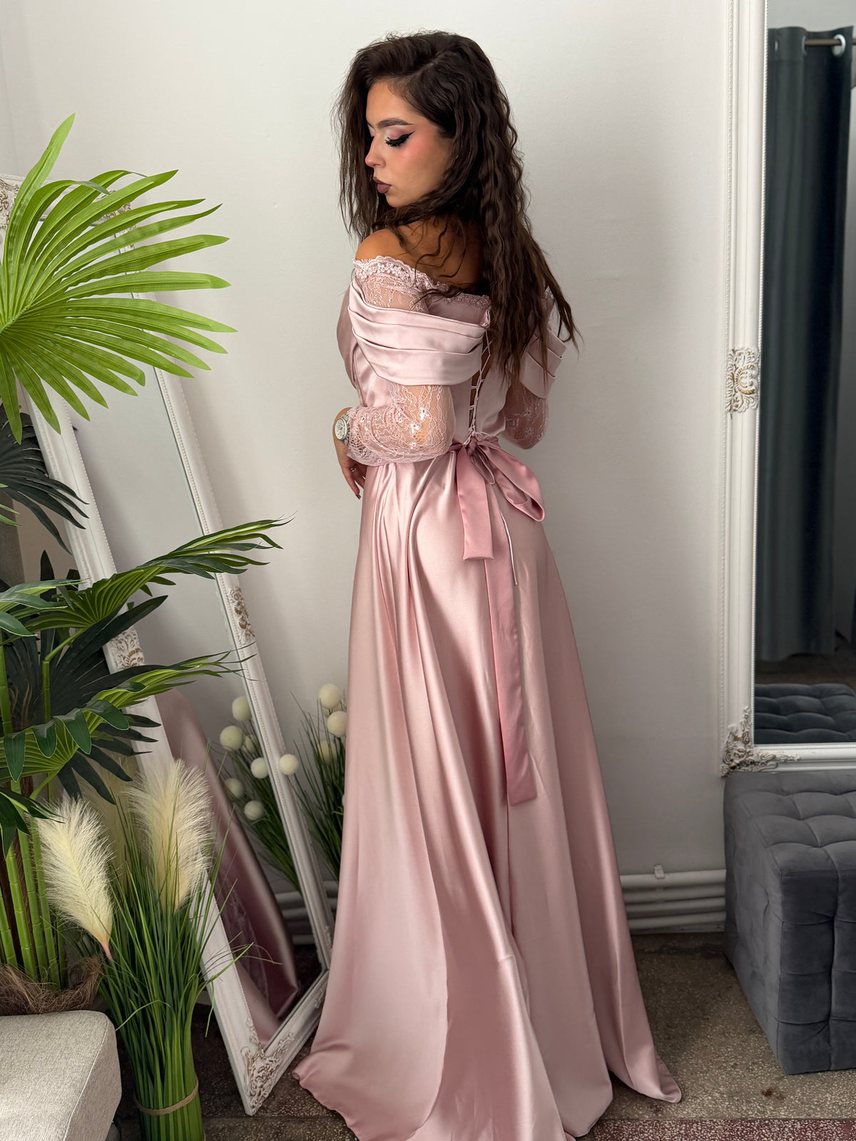 Rochie elegantă roz tip prințesă LUXURY
