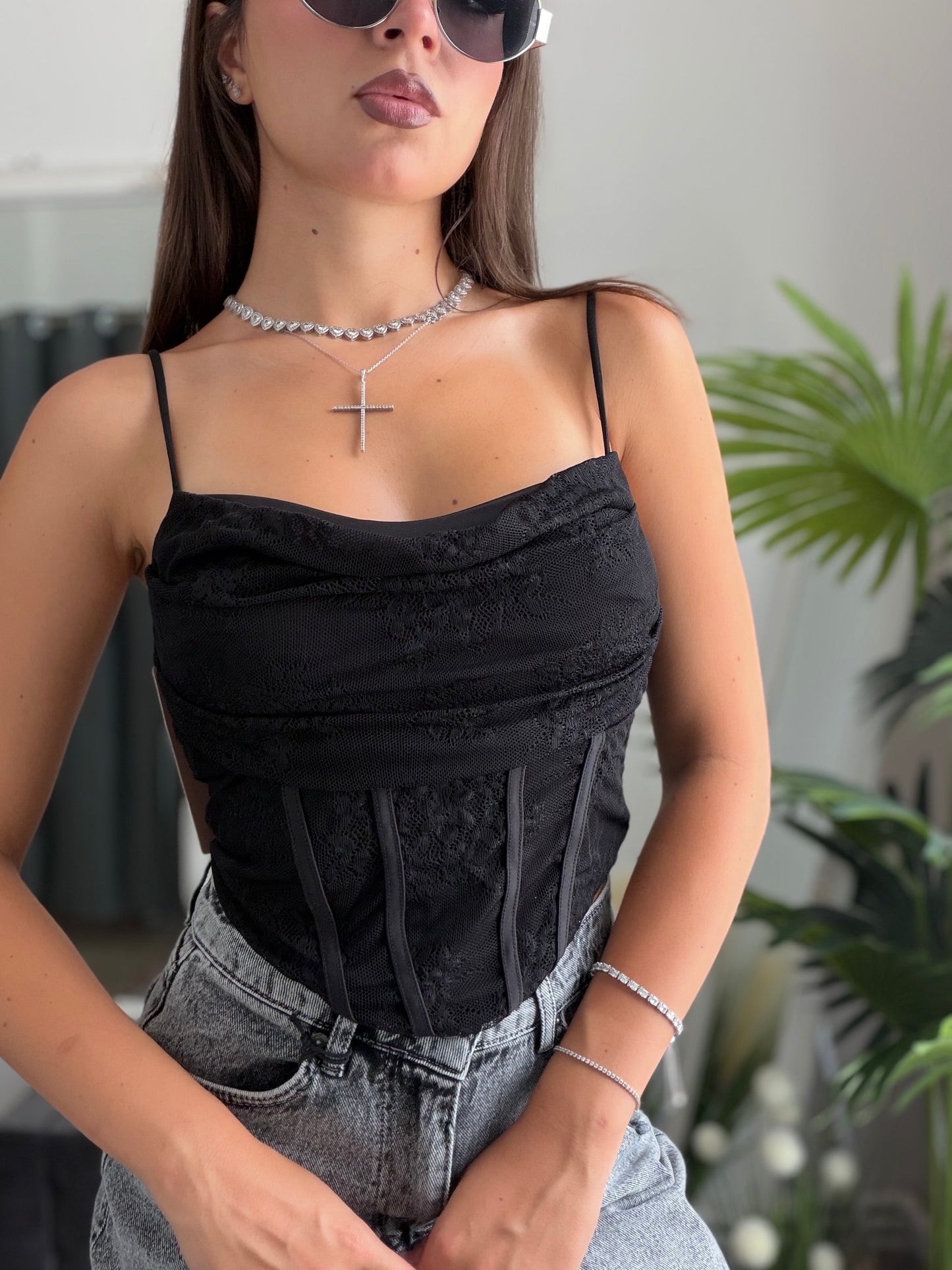 Top dantelat negru MARA