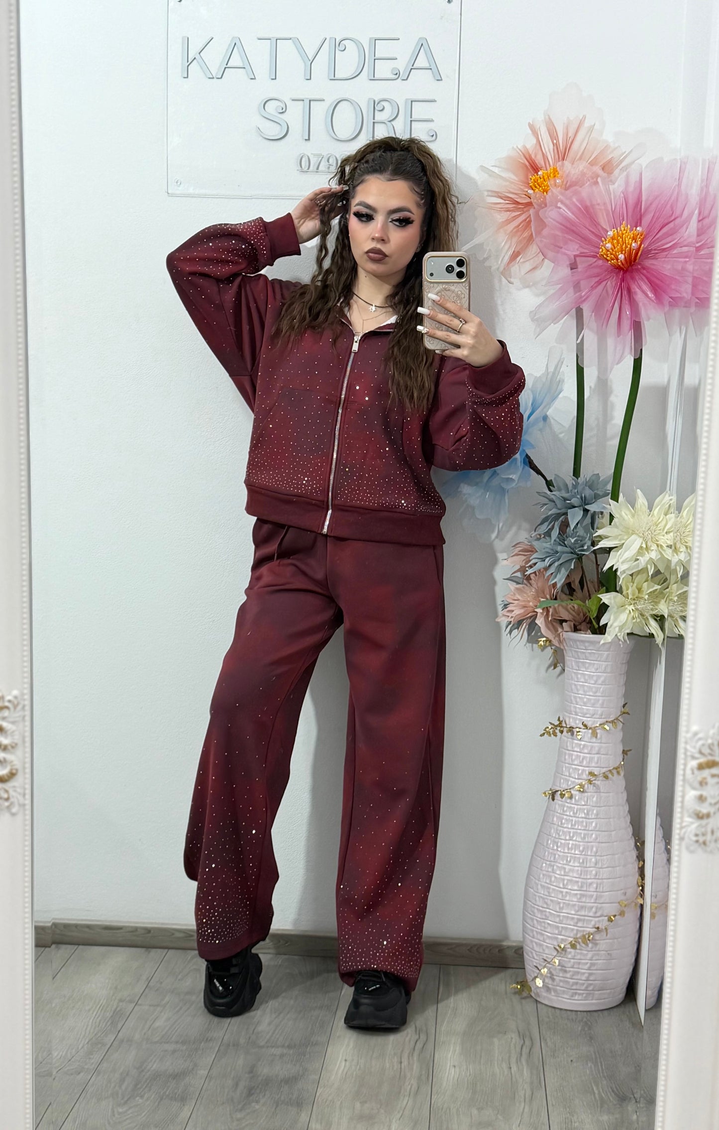 Compleu cu cristale ștanțate burgundy MARA