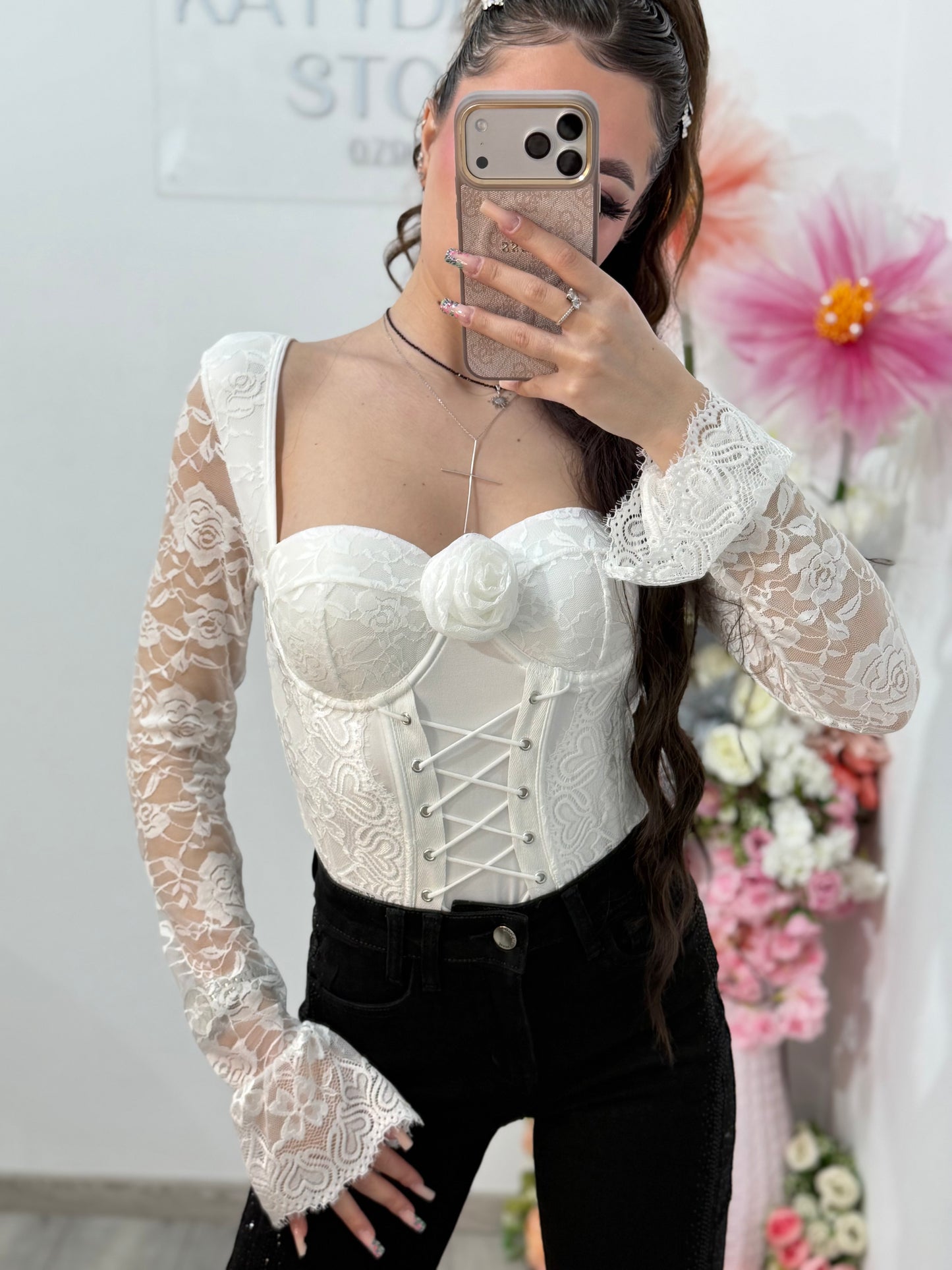 Corset din dantelă cu trandafiri DENISSA