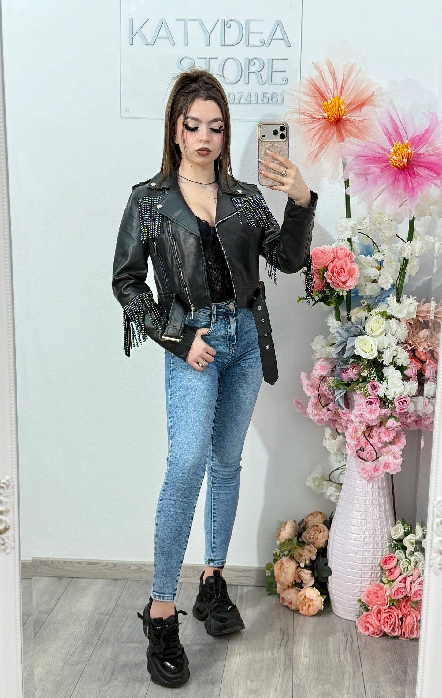 Geacă din imitație de piele cu franjuri neagră MARA