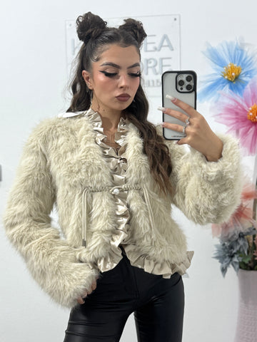 Blăniță scurta Cassandra