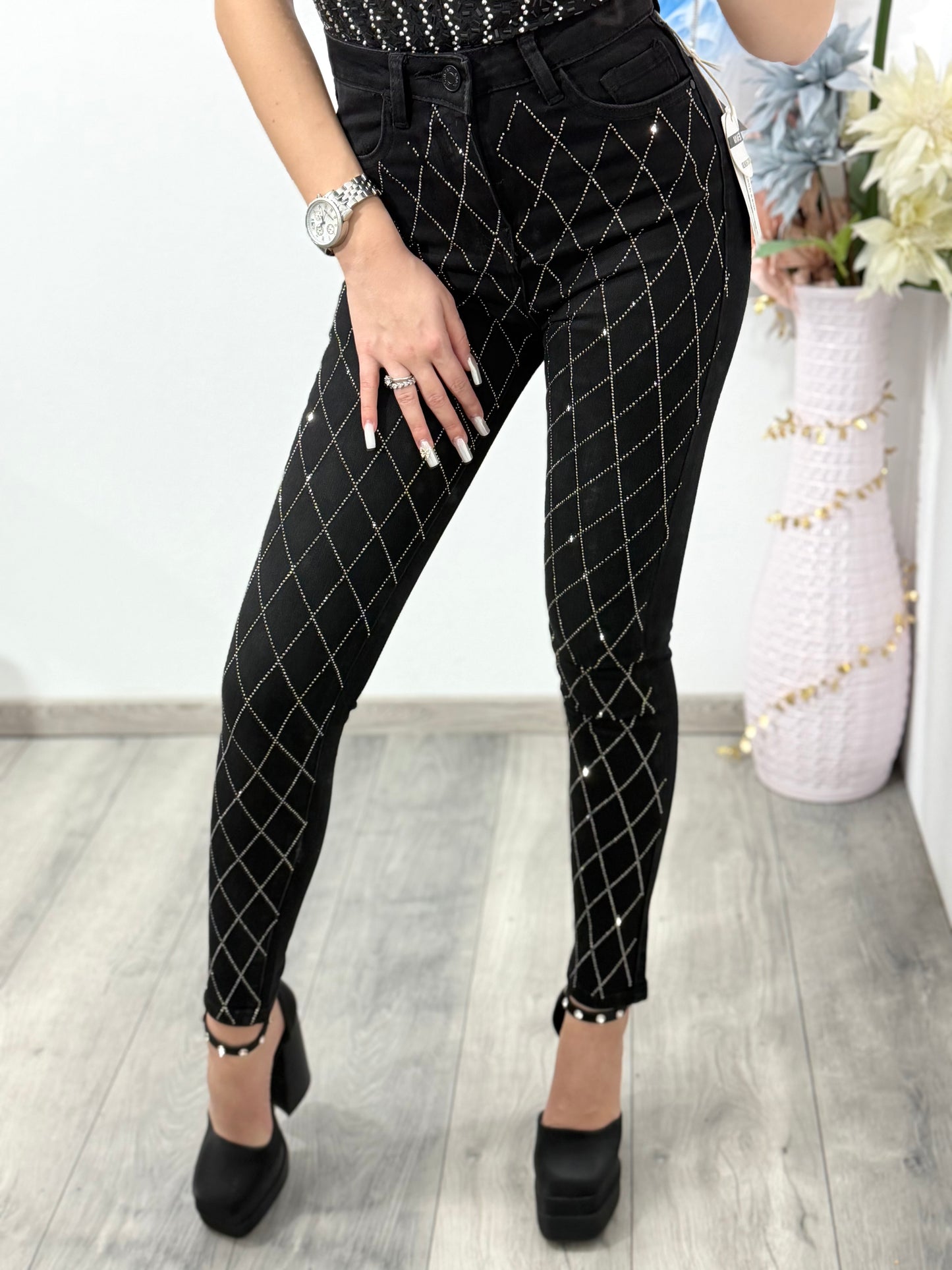 Jeans skinny negri cu cristale MARA