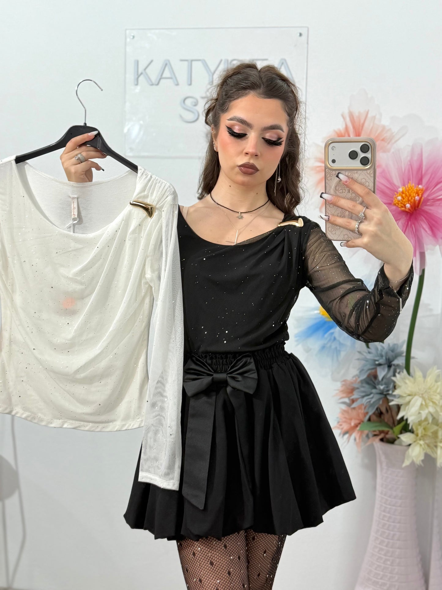 Bluză din meșa cu detalii argintii WELLA