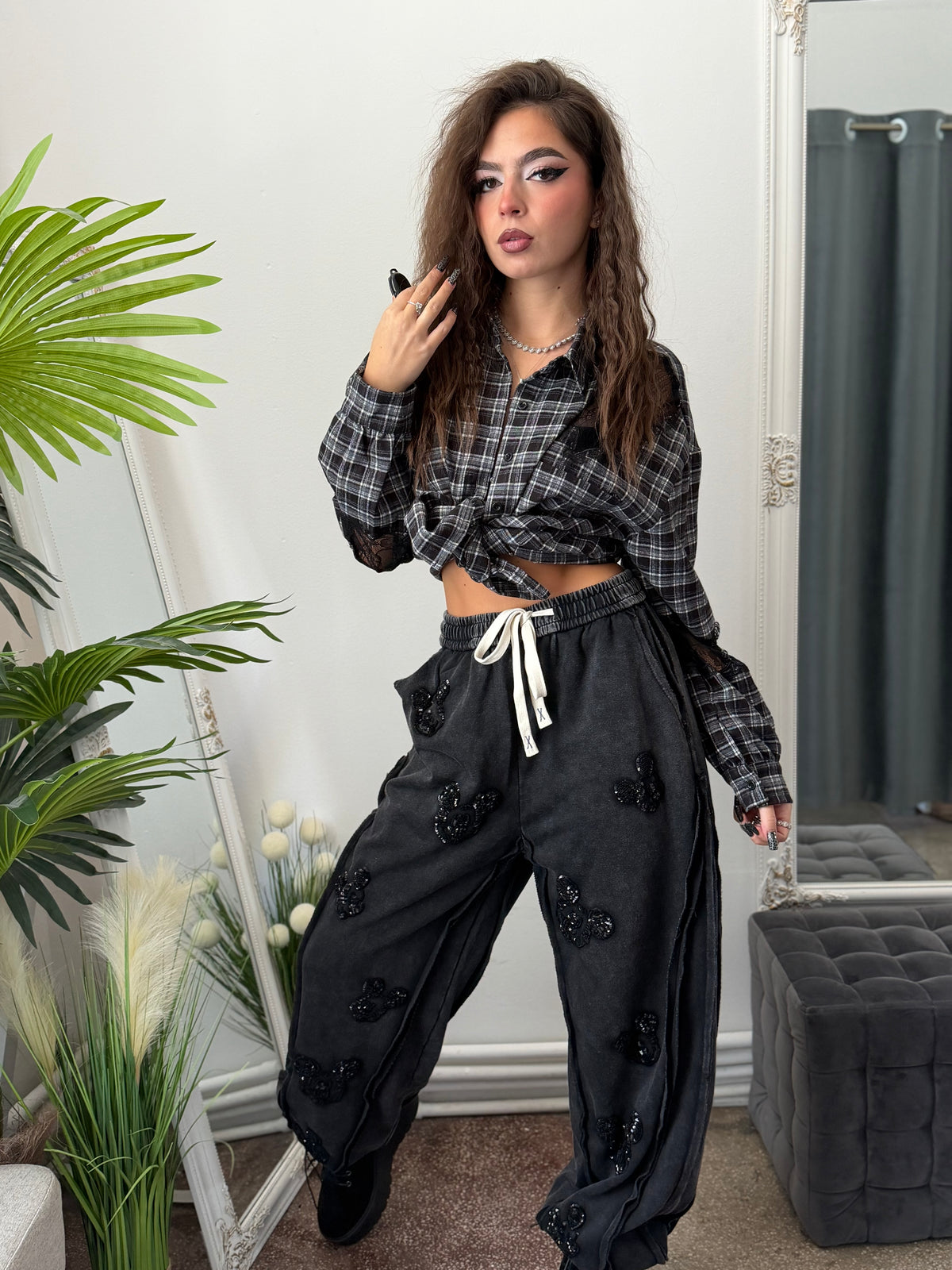 Pantaloni KOREASTYLE BLACK