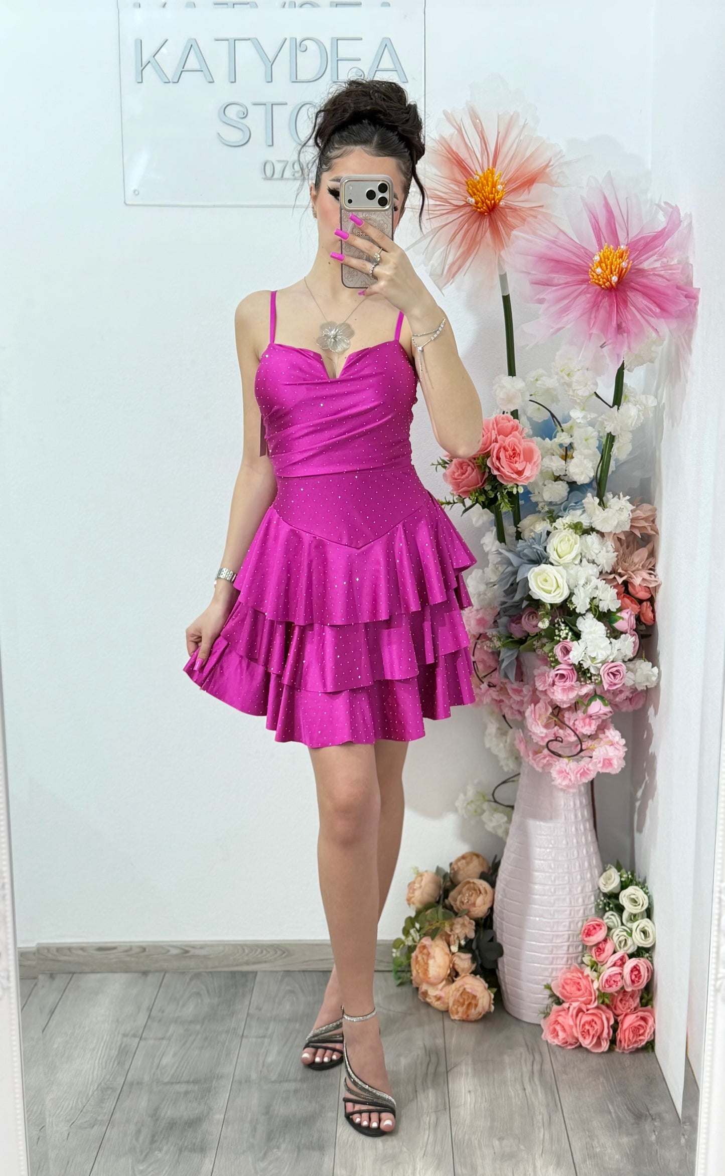 Rochie scurta fucsia cu cristale ștanțate ZONIA