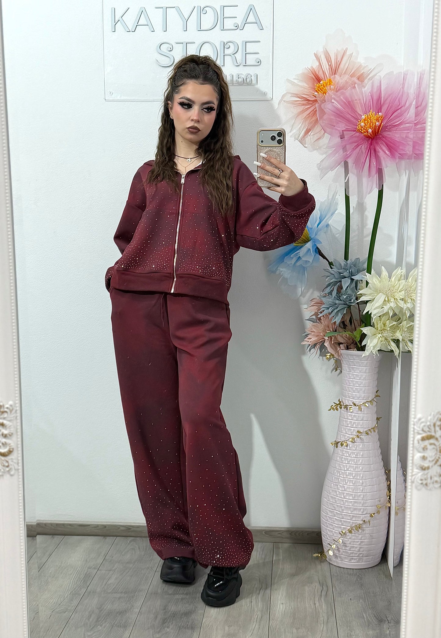 Compleu cu cristale ștanțate burgundy MARA