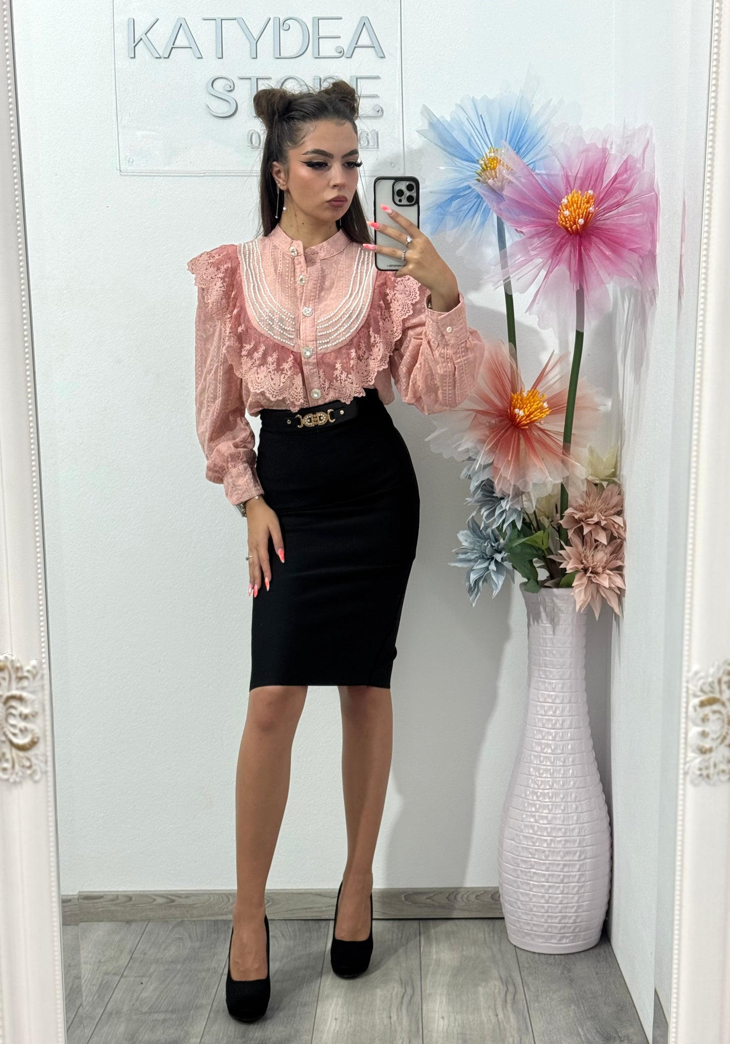 Cămașă cu dantelă și perle roz Elena