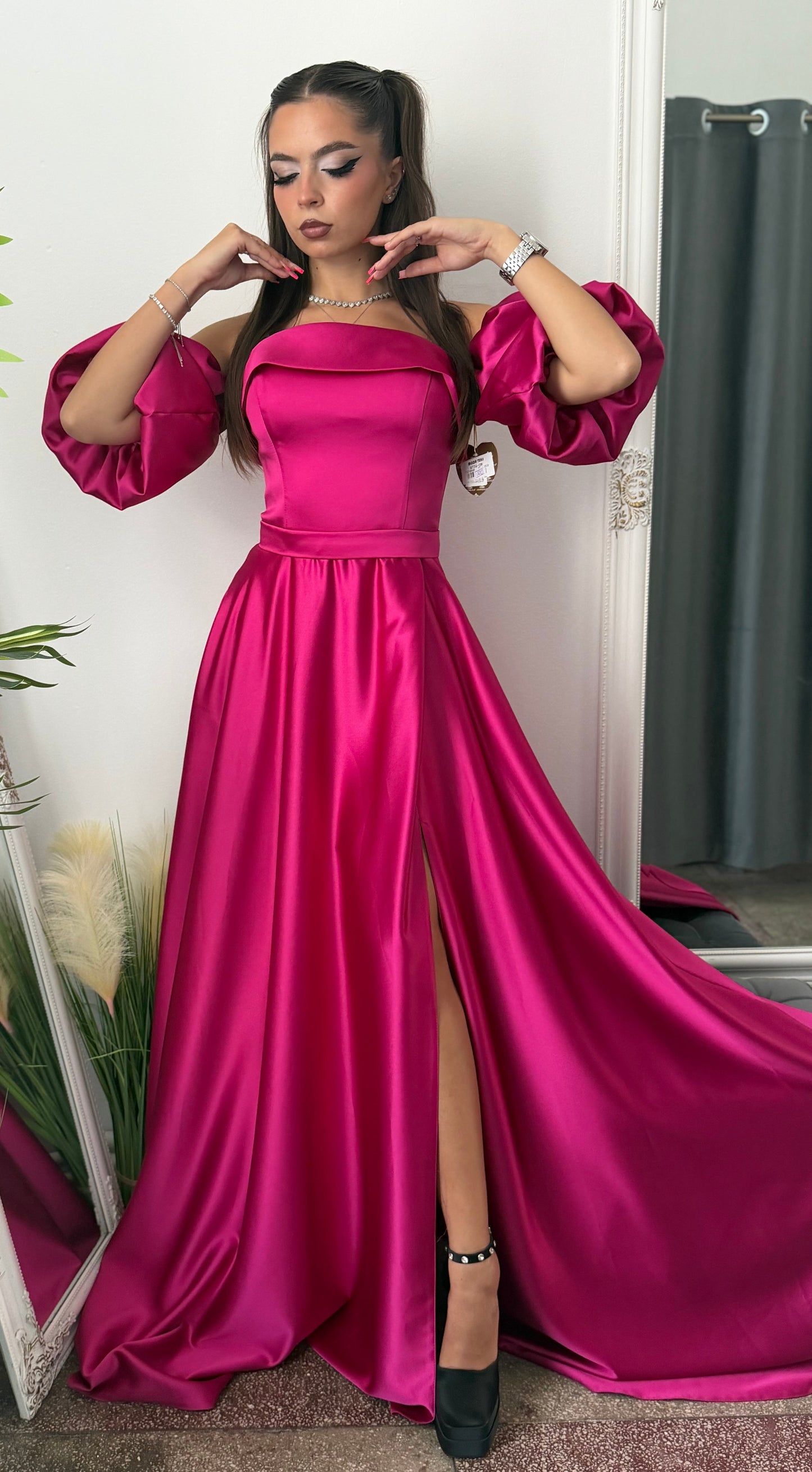 Rochie spectaculoasă fucsia CHIC