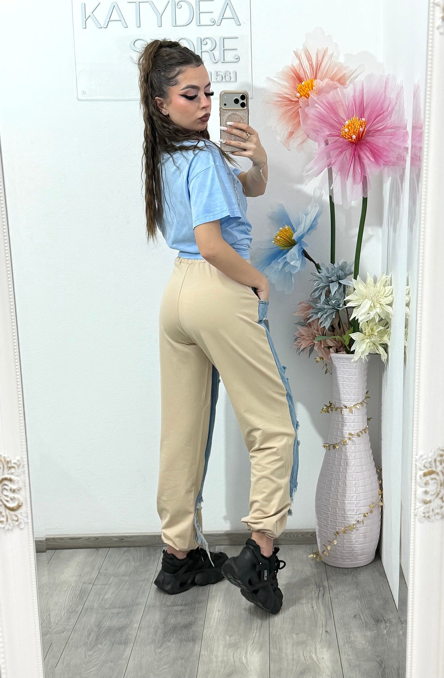 Pantaloni jeans cu design patchwork & efect ripped ALICE