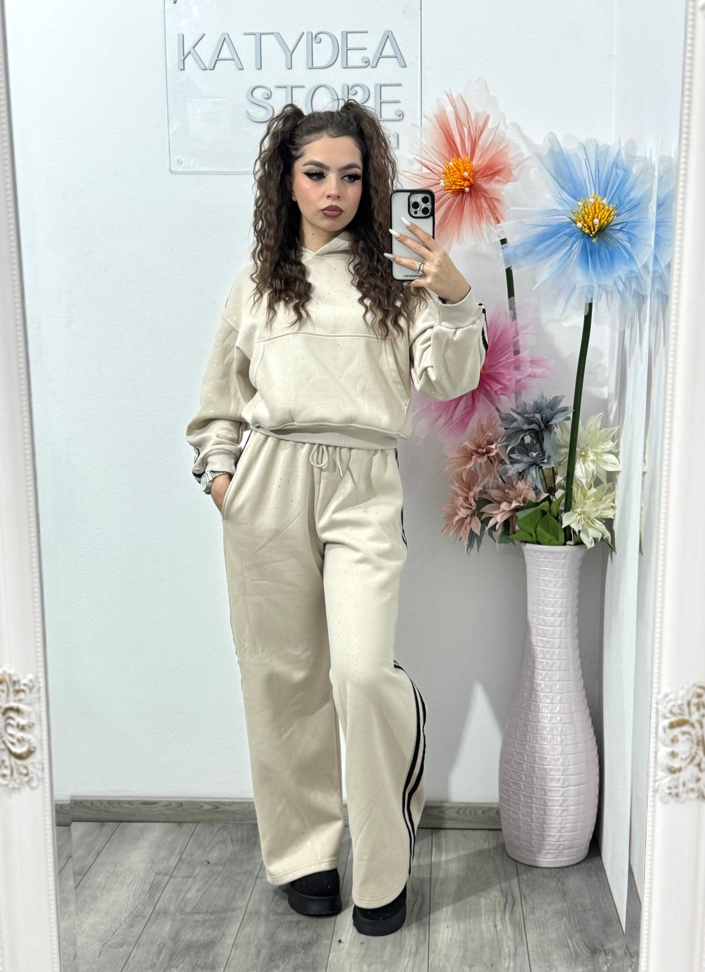 Compleu cu particule de sclipici beige GALAXY