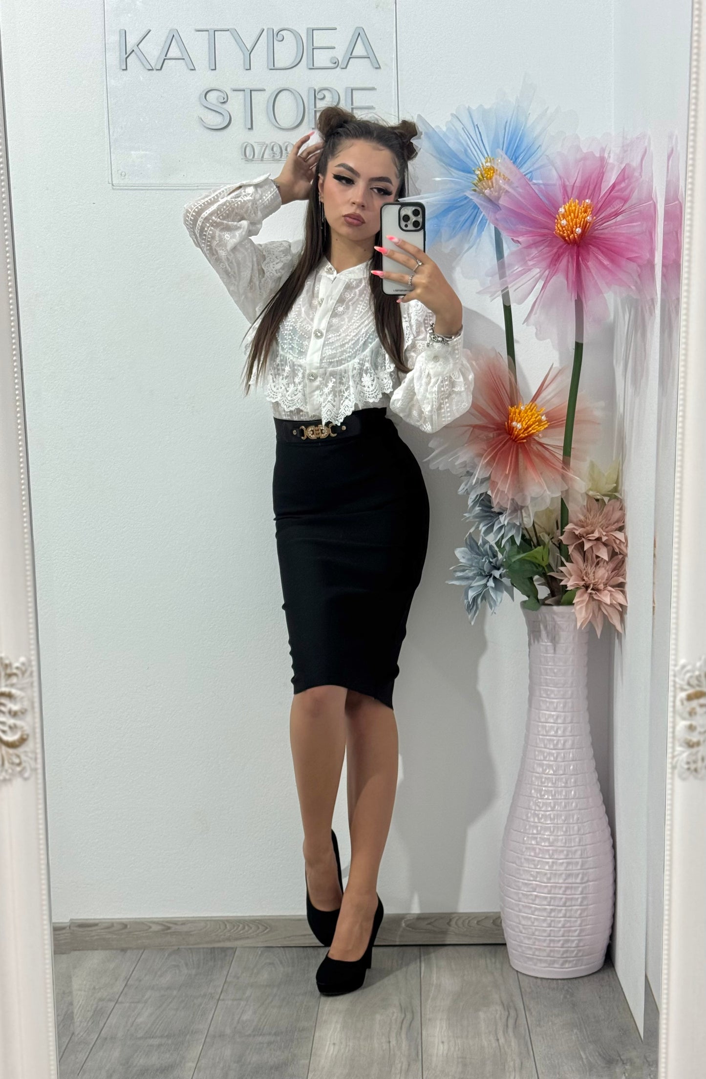 Cămașă cu dantelă și perle albă Elena