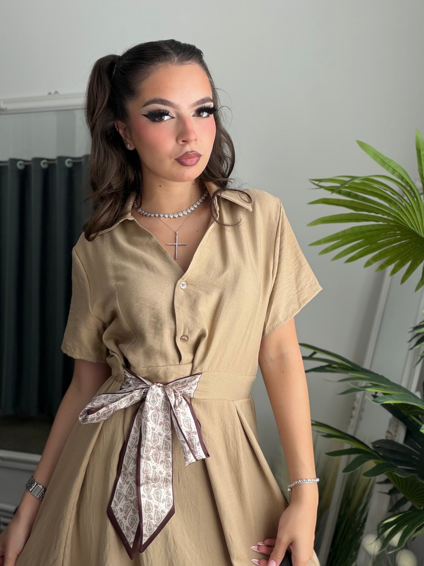 Rochie midi din în TONY bej