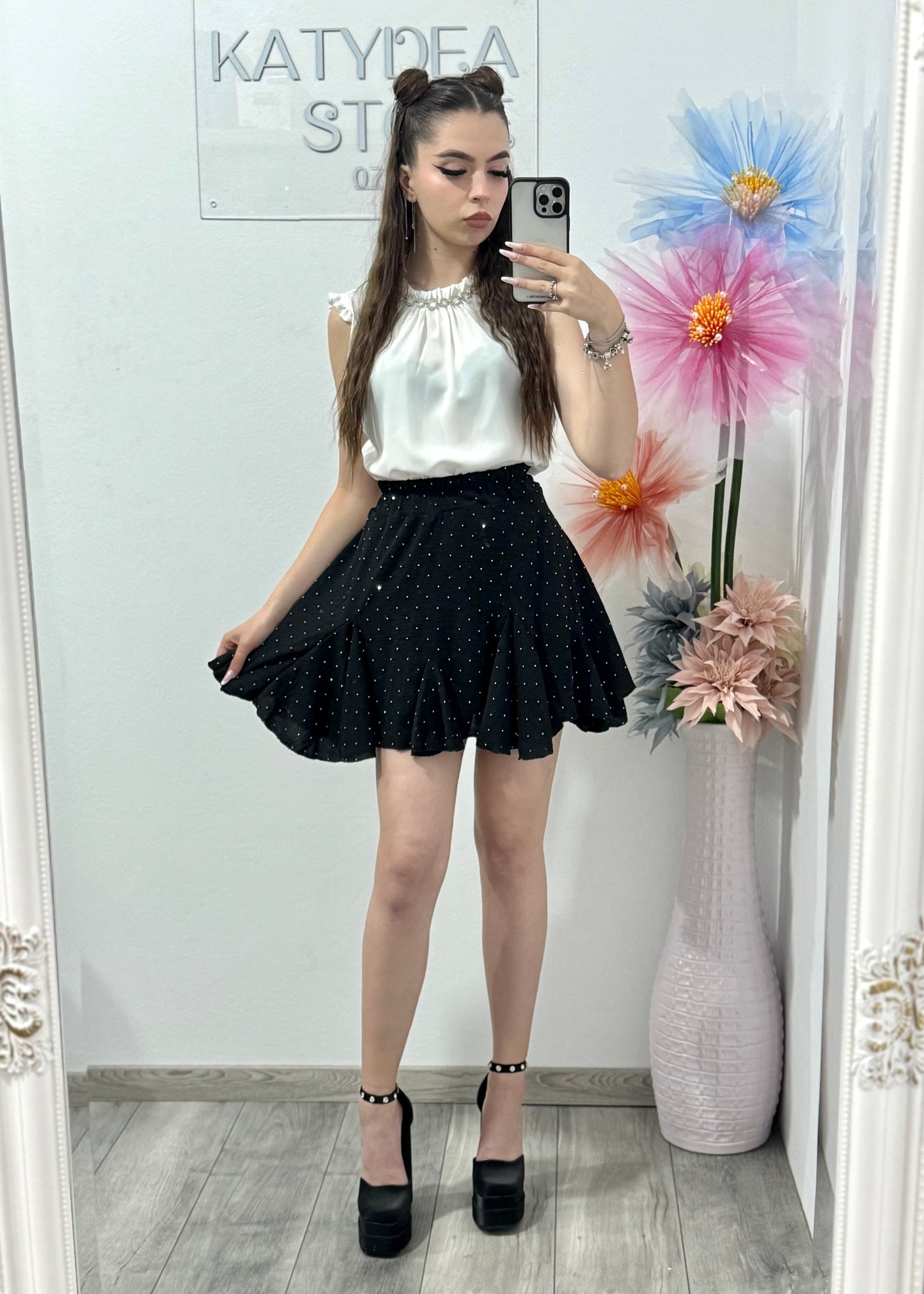 Maieu elegant cu lanț alb Chloe