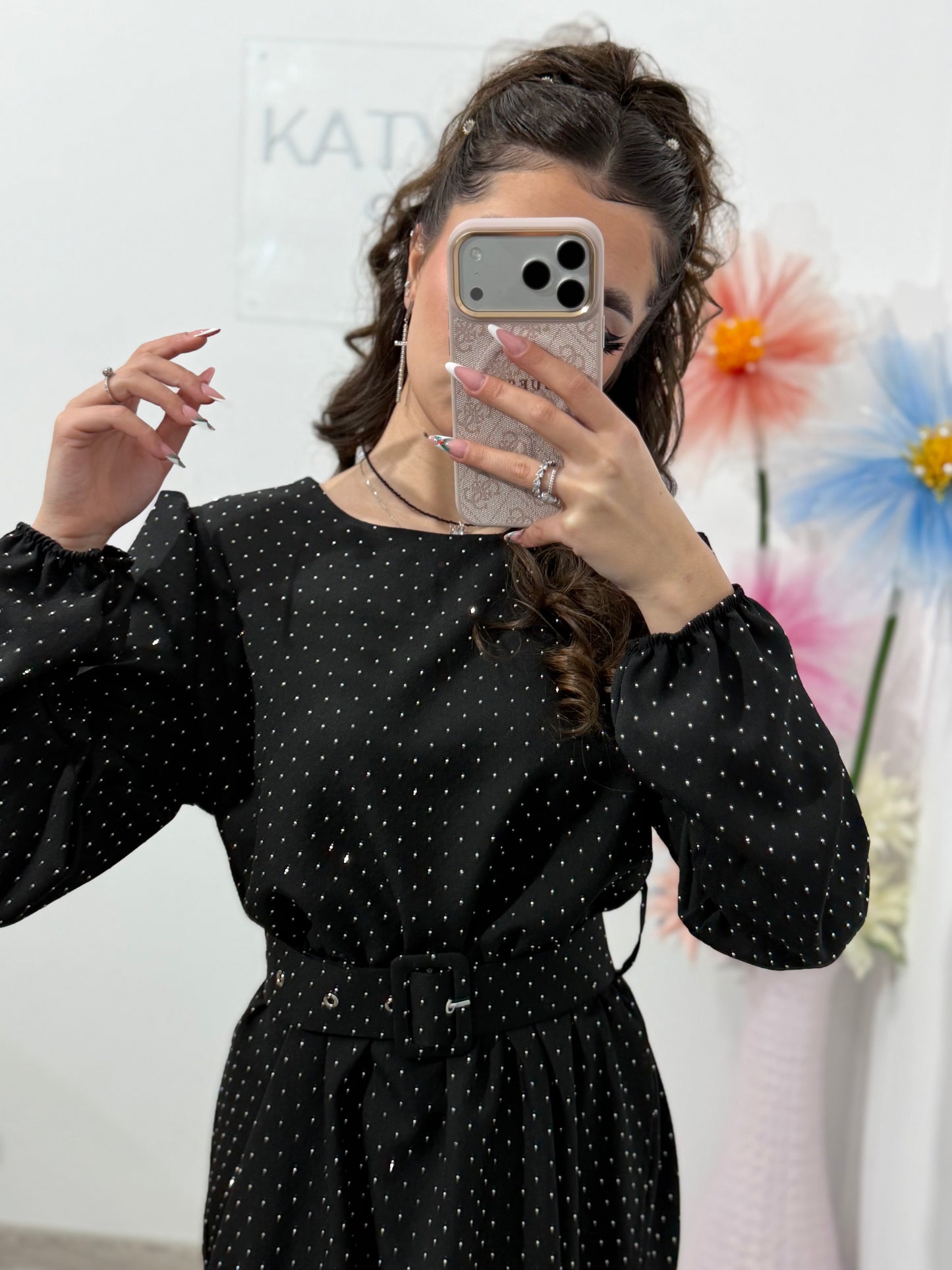 Rochie cu volanas și cristale ștanțate ELLE