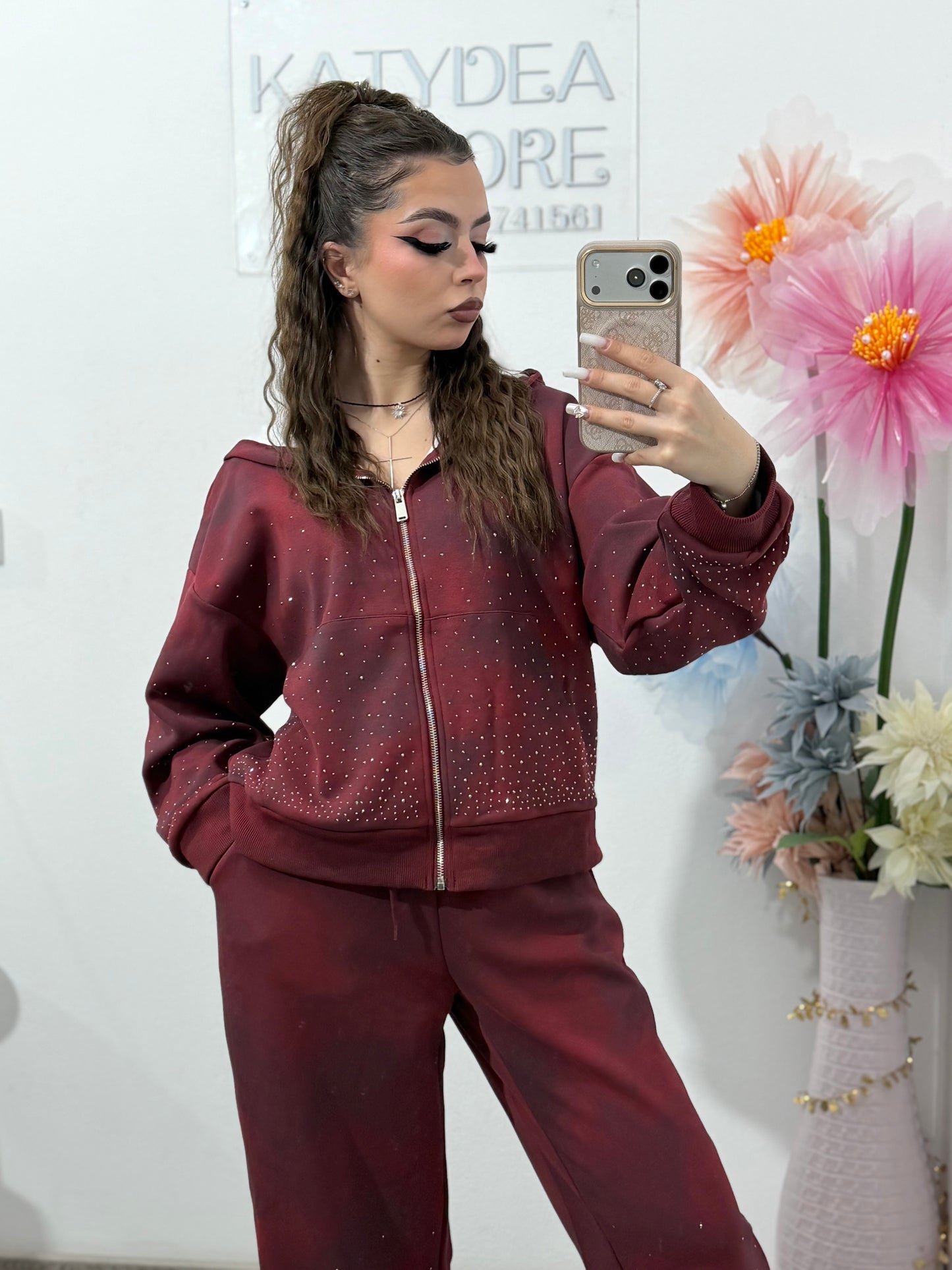 Compleu cu cristale ștanțate burgundy MARA