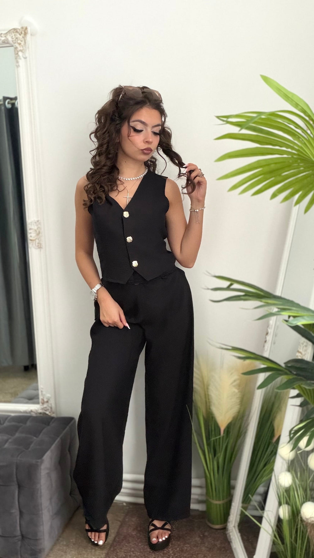 Compleu din in ELEGANCE negru