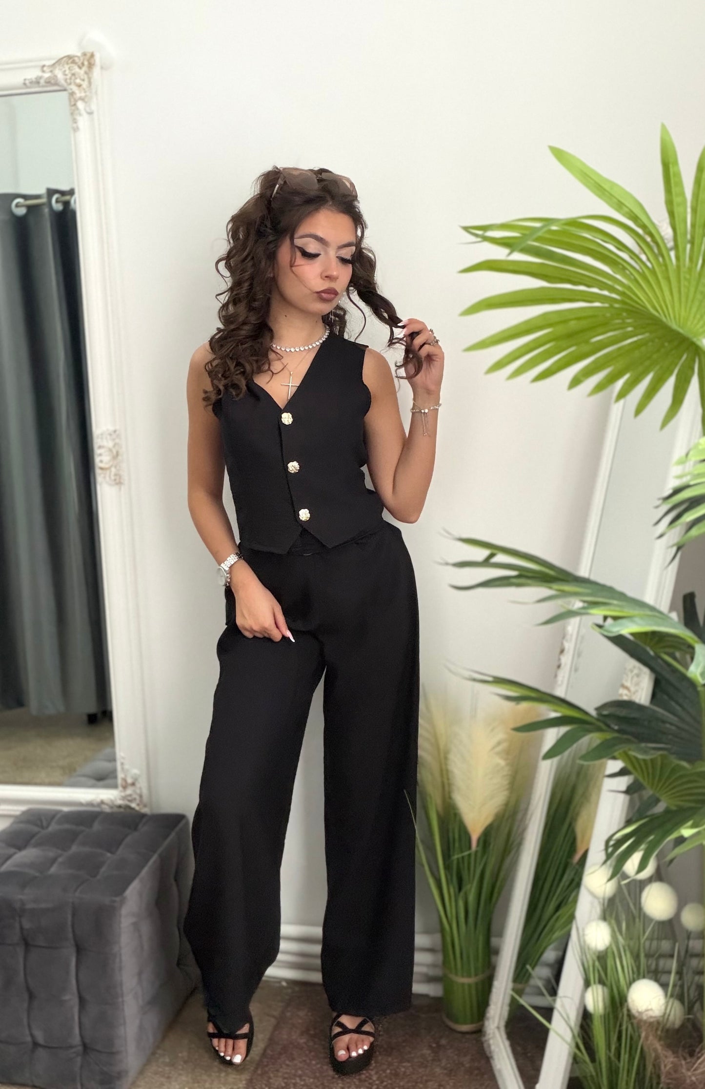 Compleu din in ELEGANCE negru