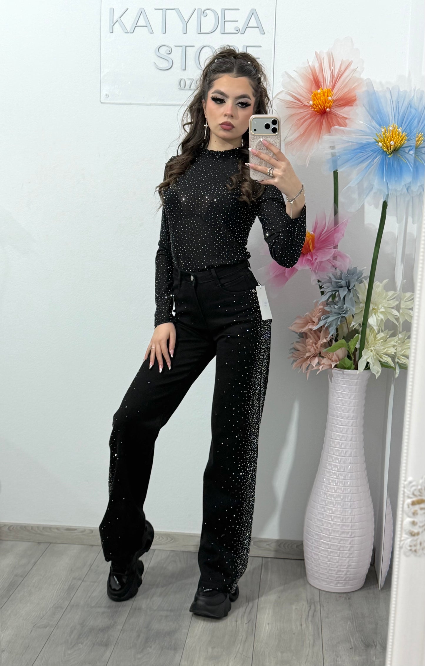 Jeans WideLeg negri cu cristale ștanțate ZYA