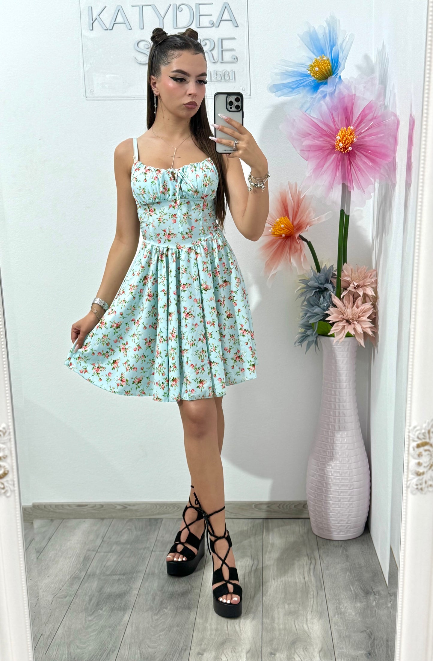 Rochie cu imprimeu floral Bracia