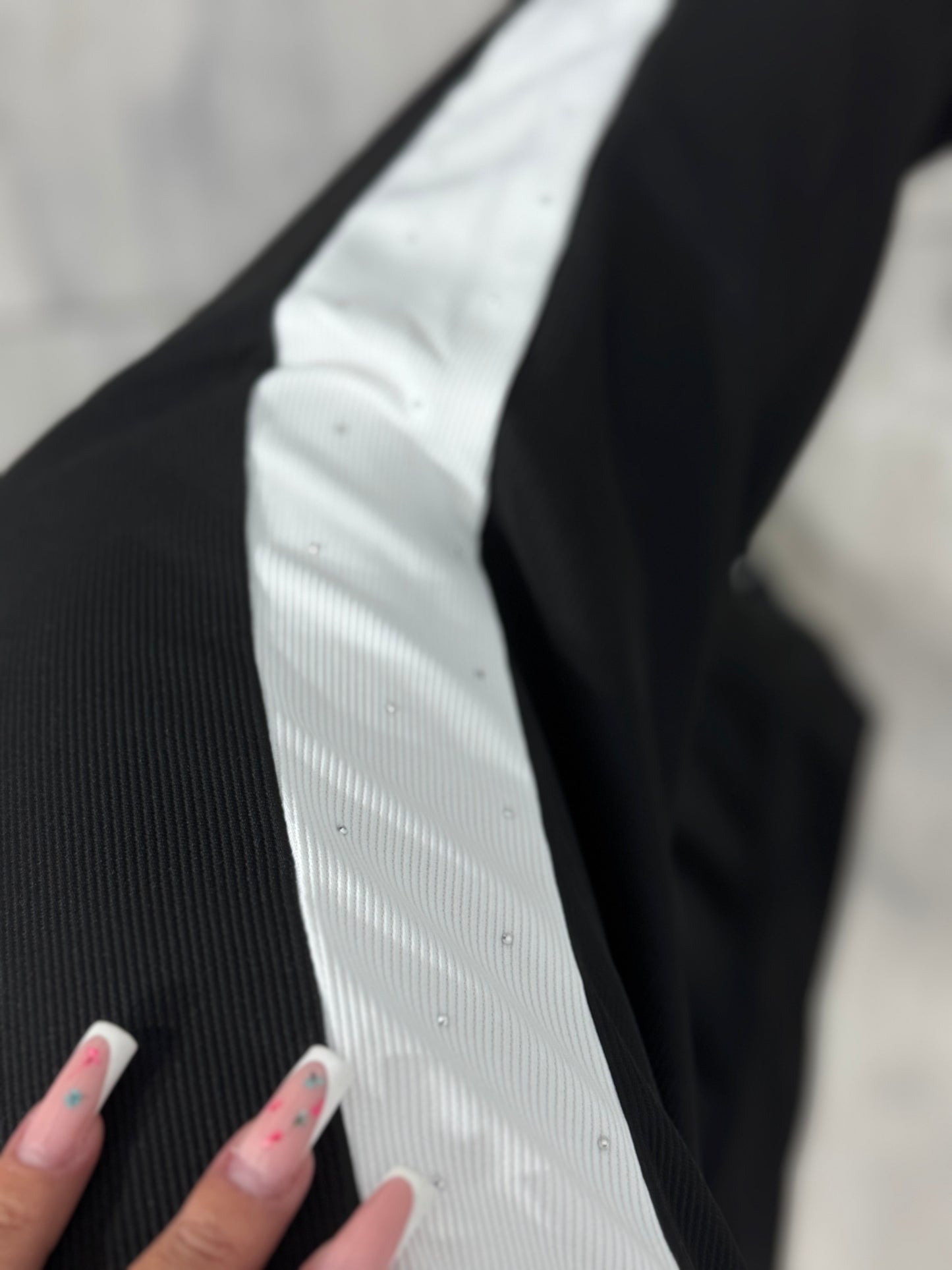 Compleu cu pantaloni evazați negru Maya
