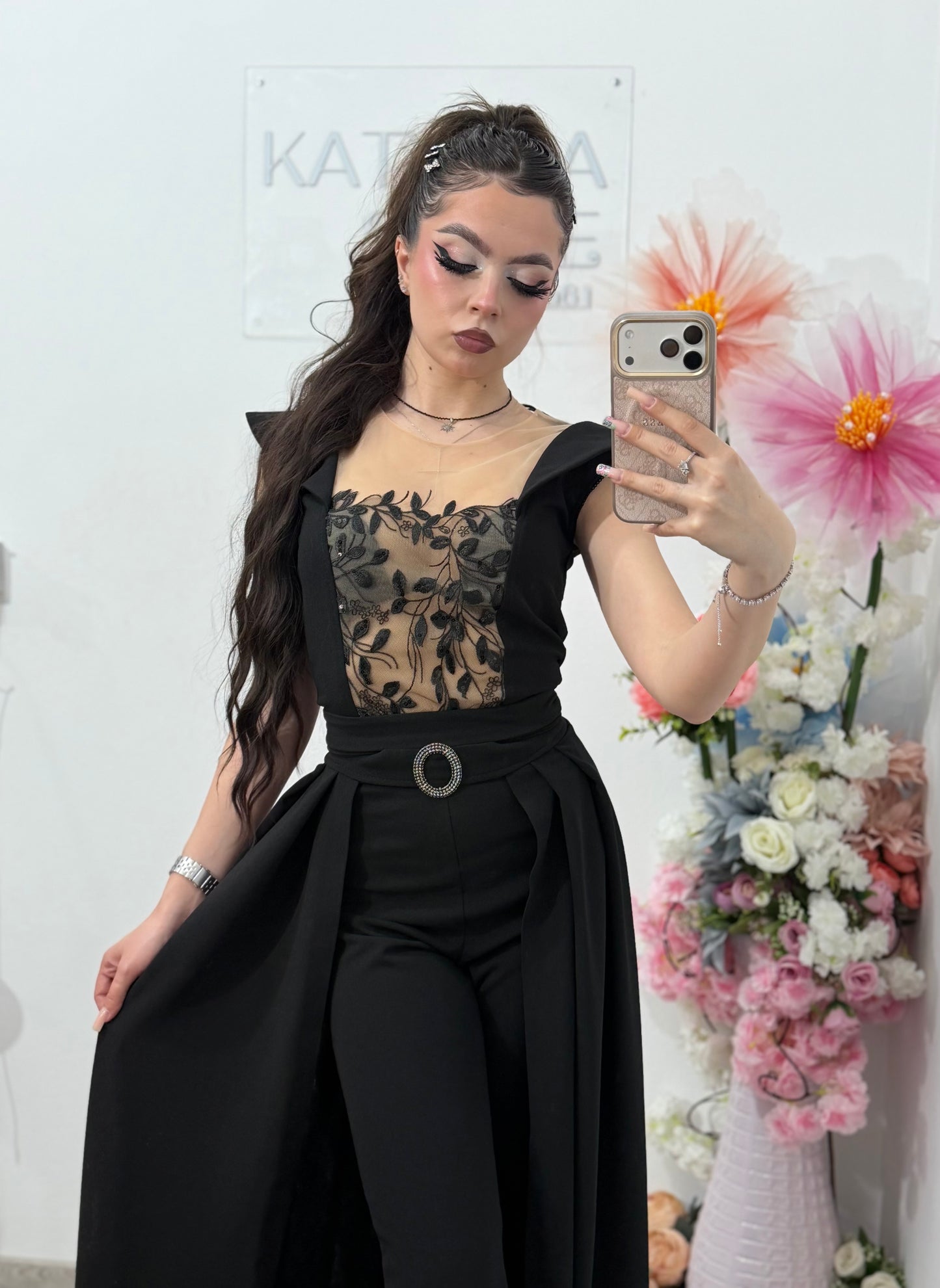 Salopeta neagra eleganta cu trena detasabilă Belle