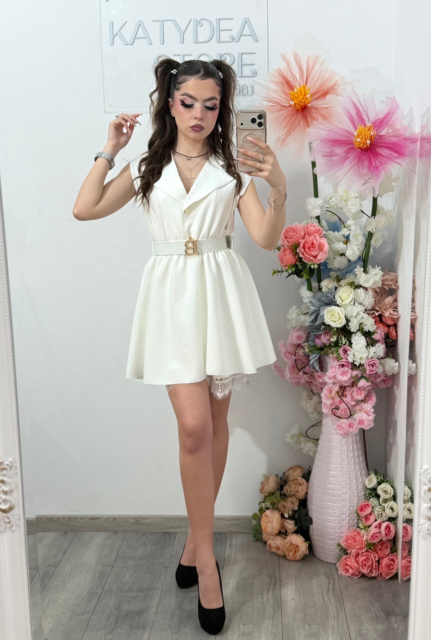 Salopetă elegantă cu dantela alba BABY