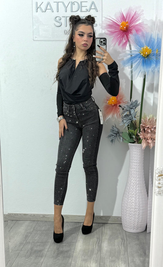 Blugi skinny gri cu cristale Wella