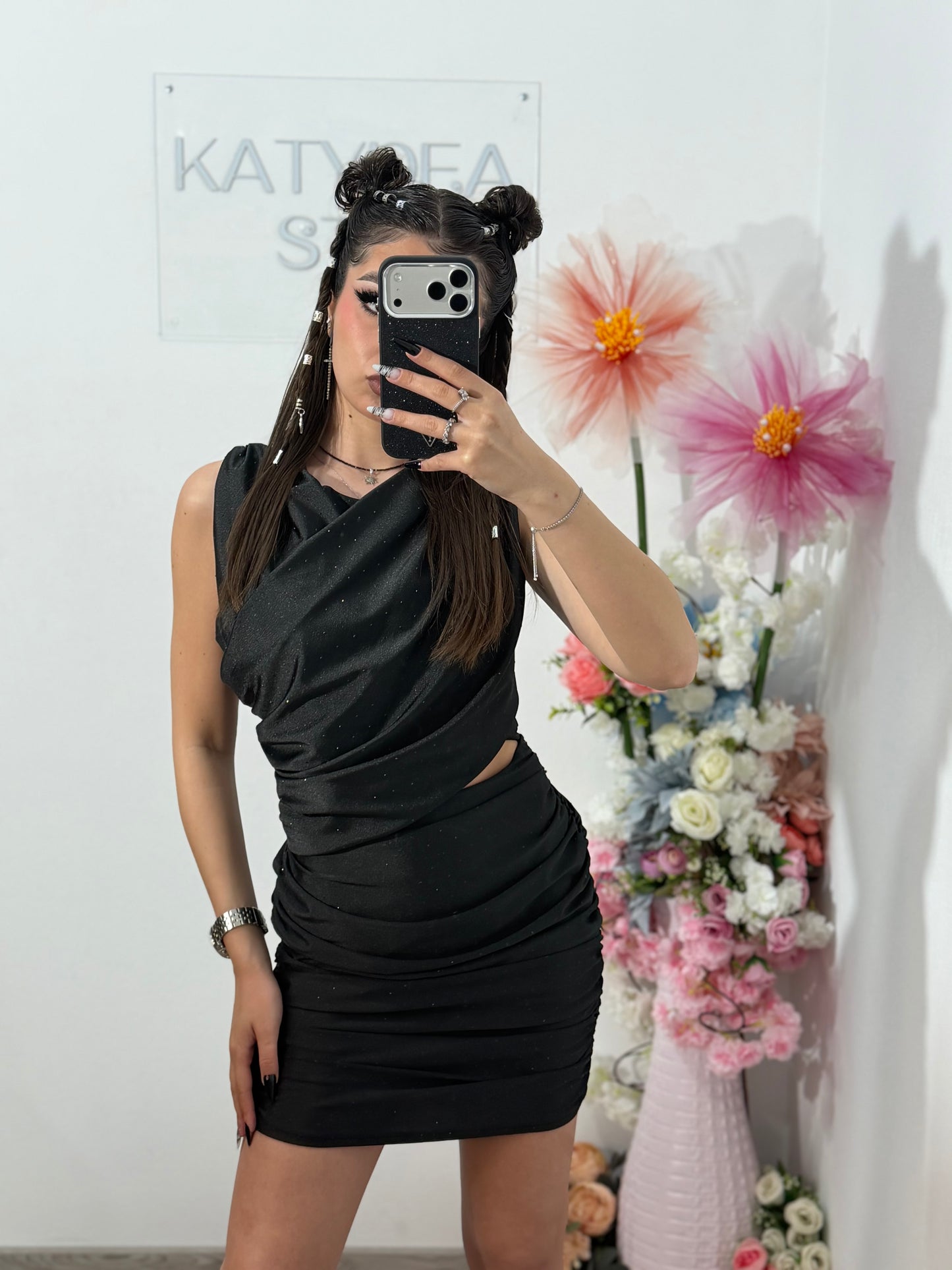 Rochie elegantă cu cristale ștanțate neagră SELENA