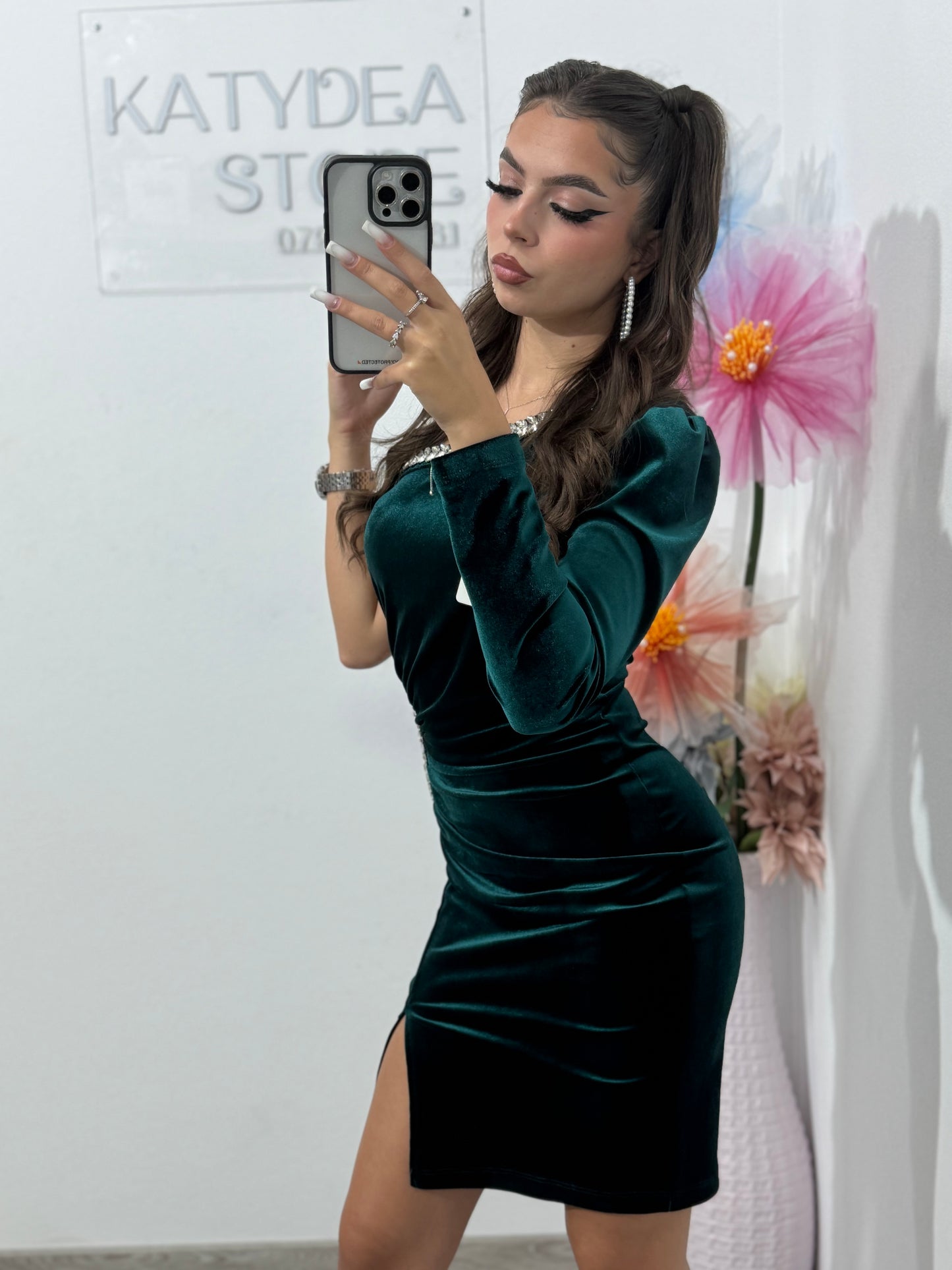 Rochie din catifea verde smarald Diamonds