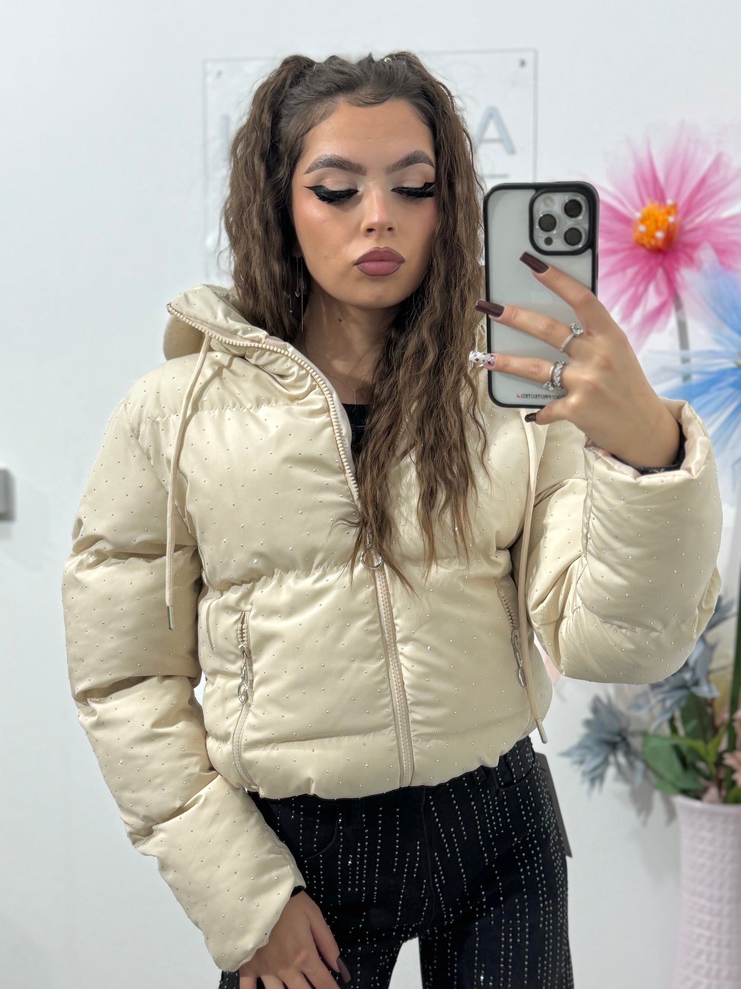 Geacă beige cu cristale ștanțate Tamarra