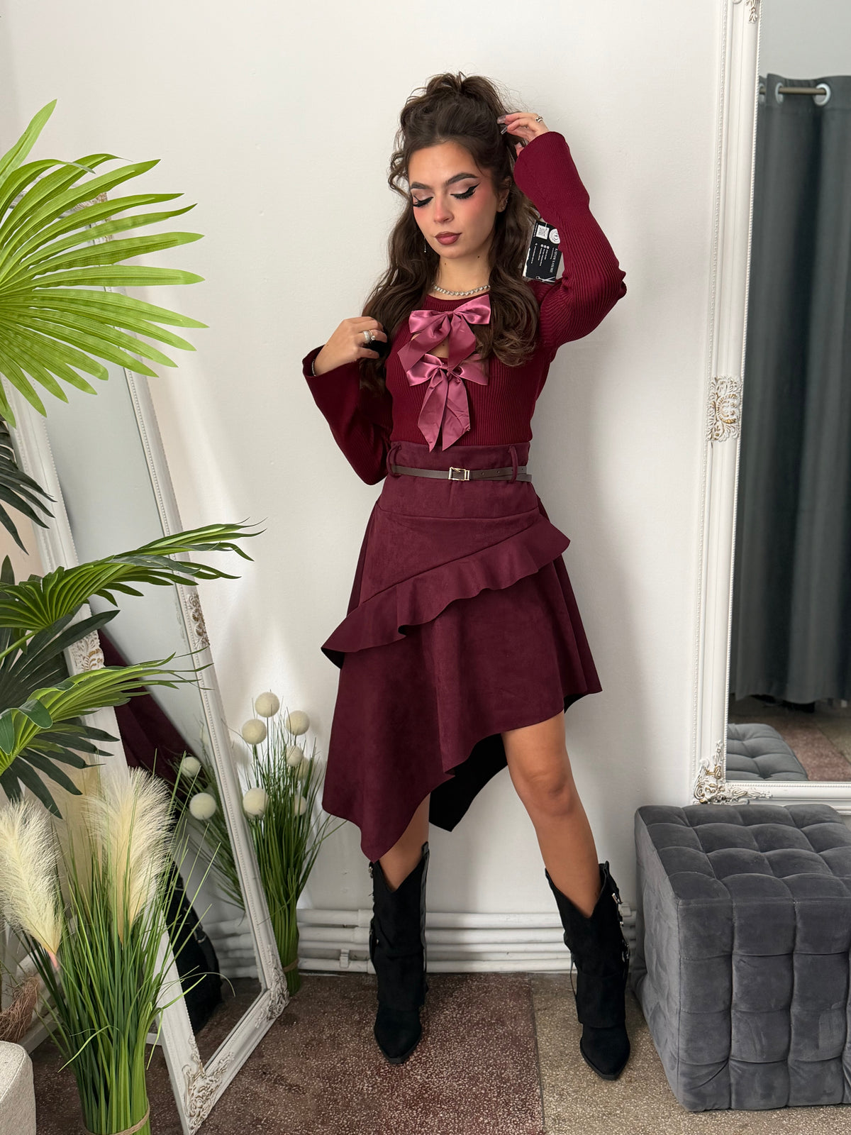 Fustă asimetrică din imitație de piele burgundy