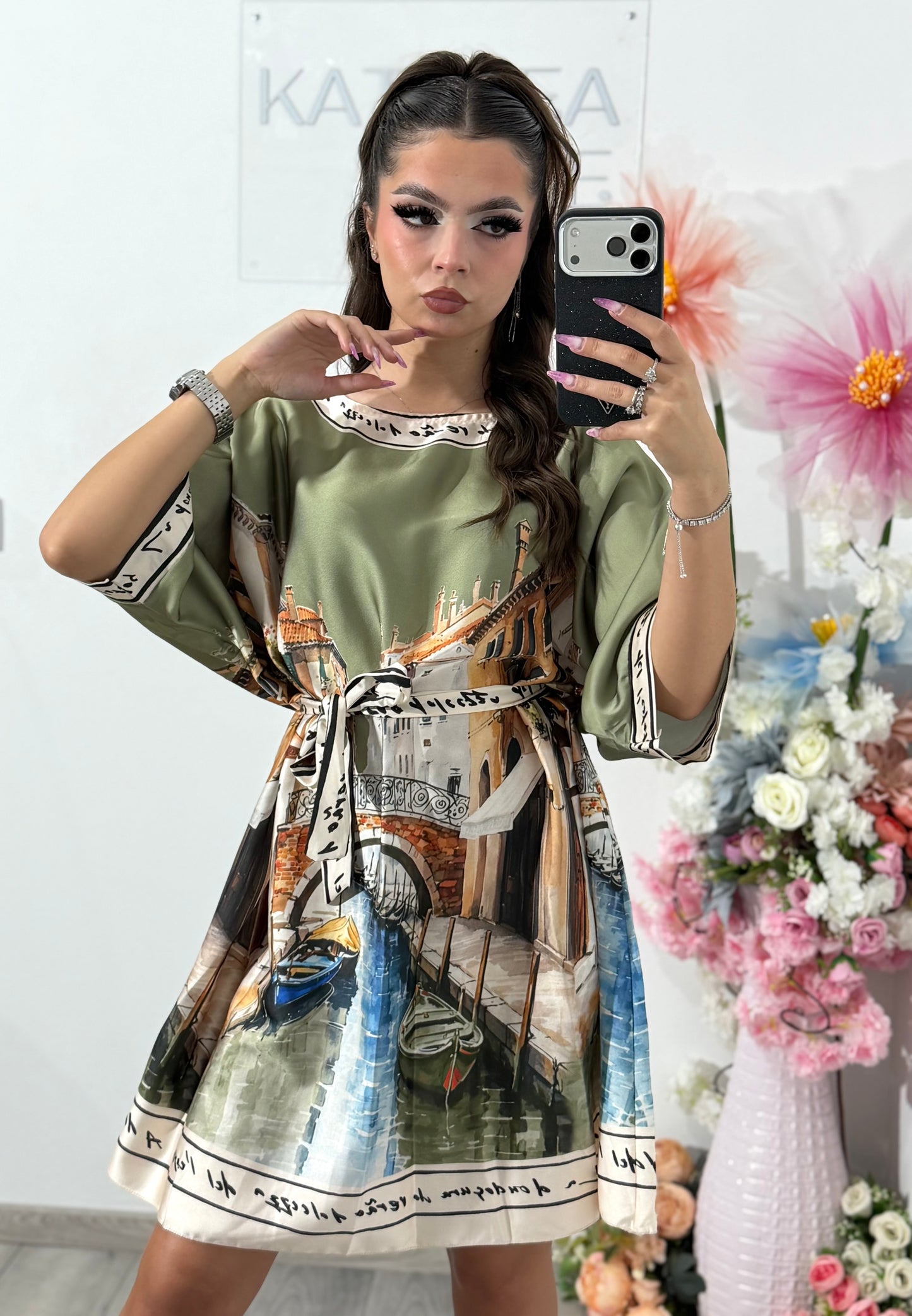 Rochie satinata cu imprimeu kaki RAYSA
