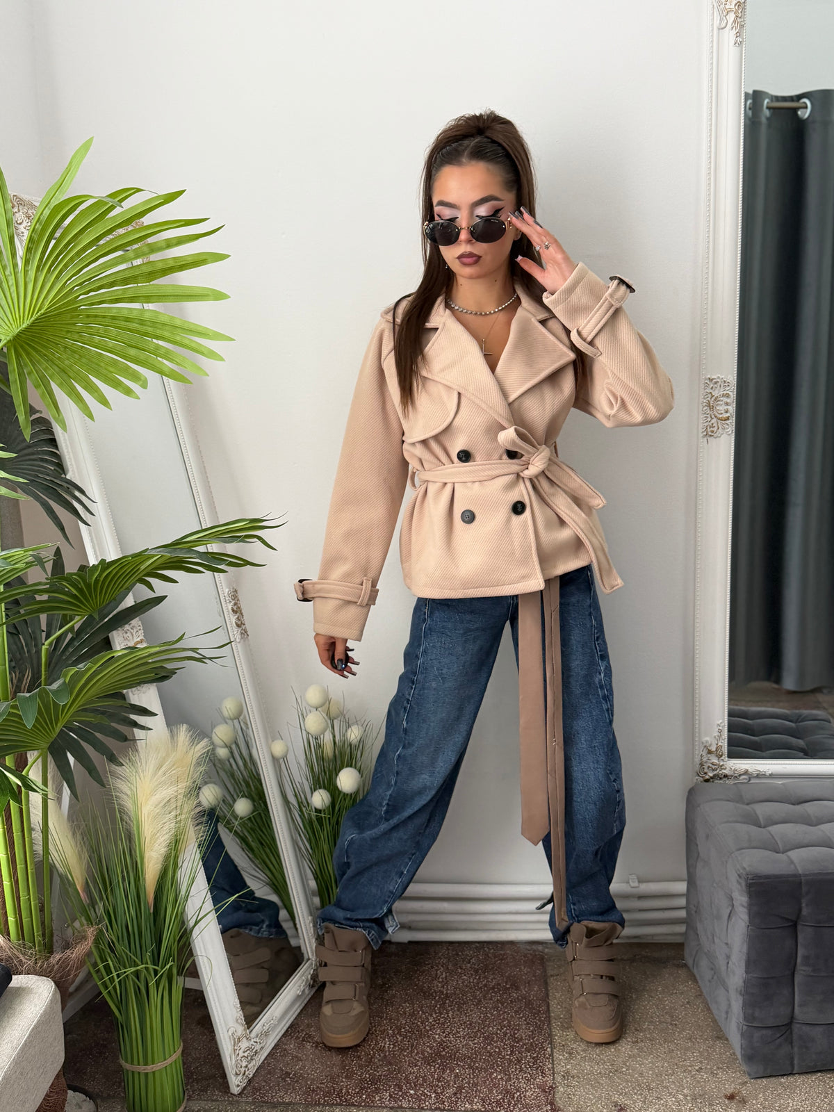 Palton scurt beige ANNE