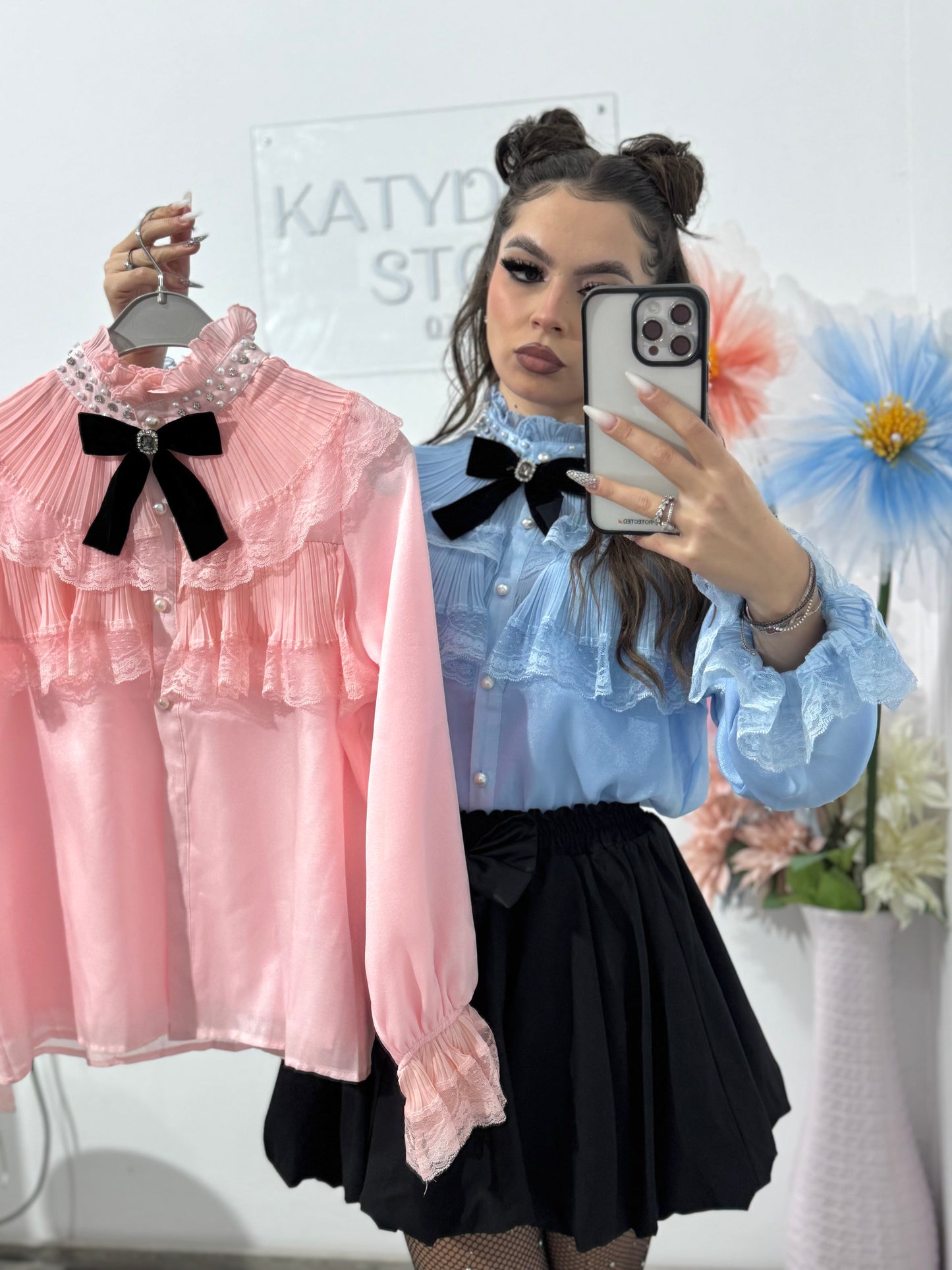 Cămașă deosebită cu fundiță și perle RAMONA