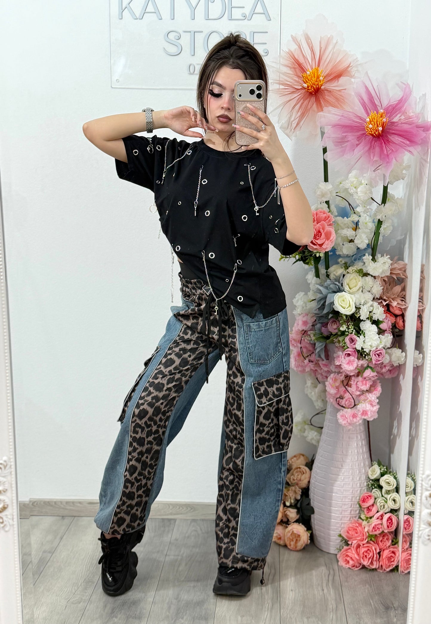 Pantaloni din denim cu imprimeu leopard OANA