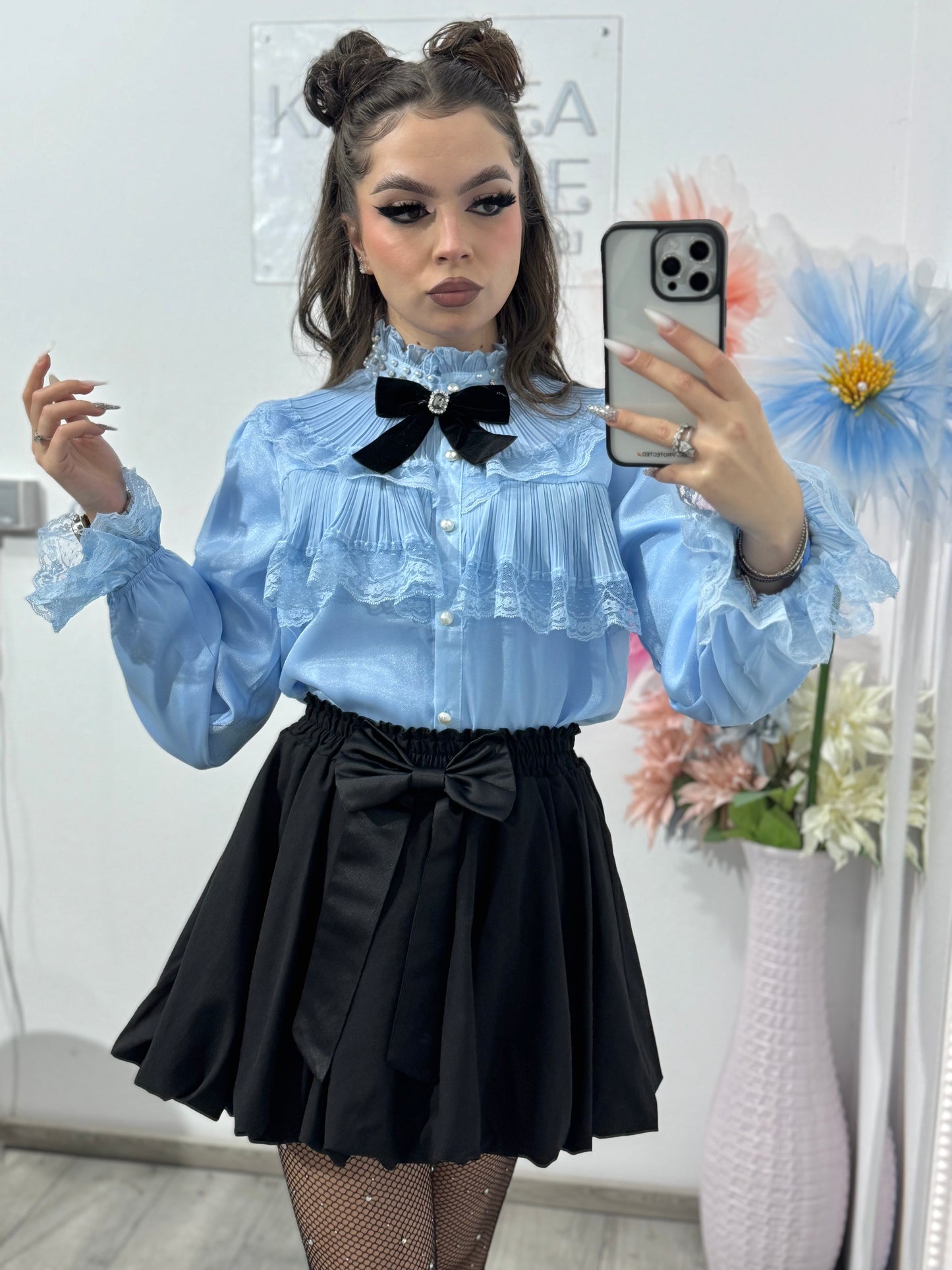 Cămașă deosebită cu fundiță și perle RAMONA