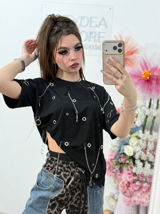 Tricou negru cu lanțuri și accesorii SELENNE