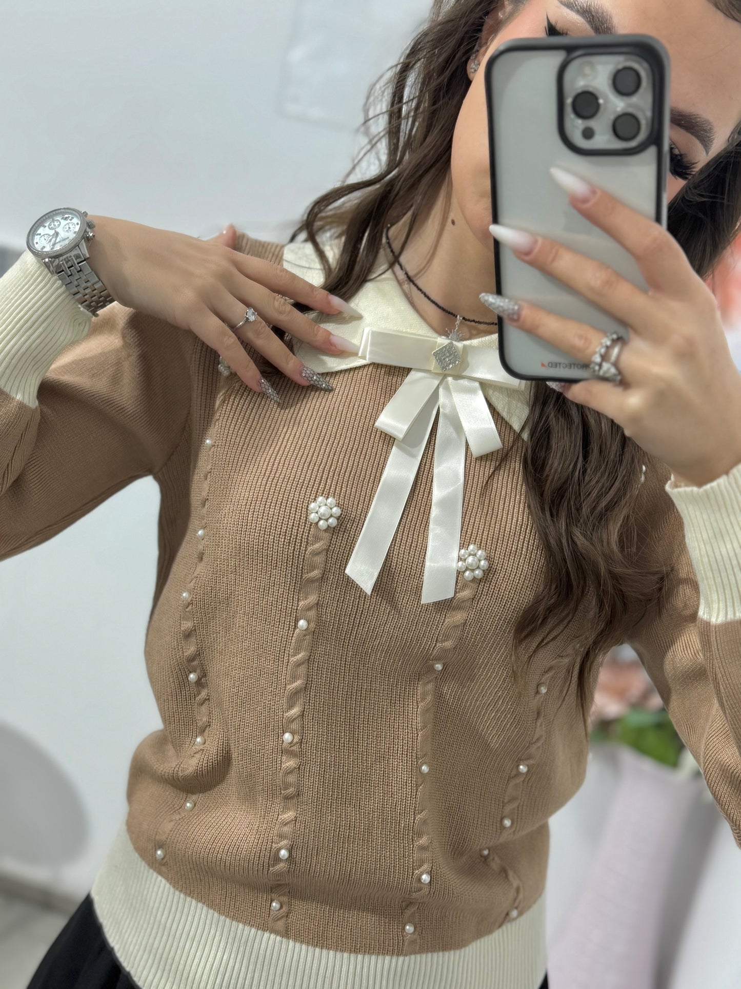 Bluză cu fundiță și perle ELEGANCE