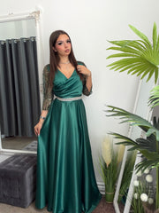Rochie lunga eleganta din tafta verde smarald si maneci din dantela brodata Adria