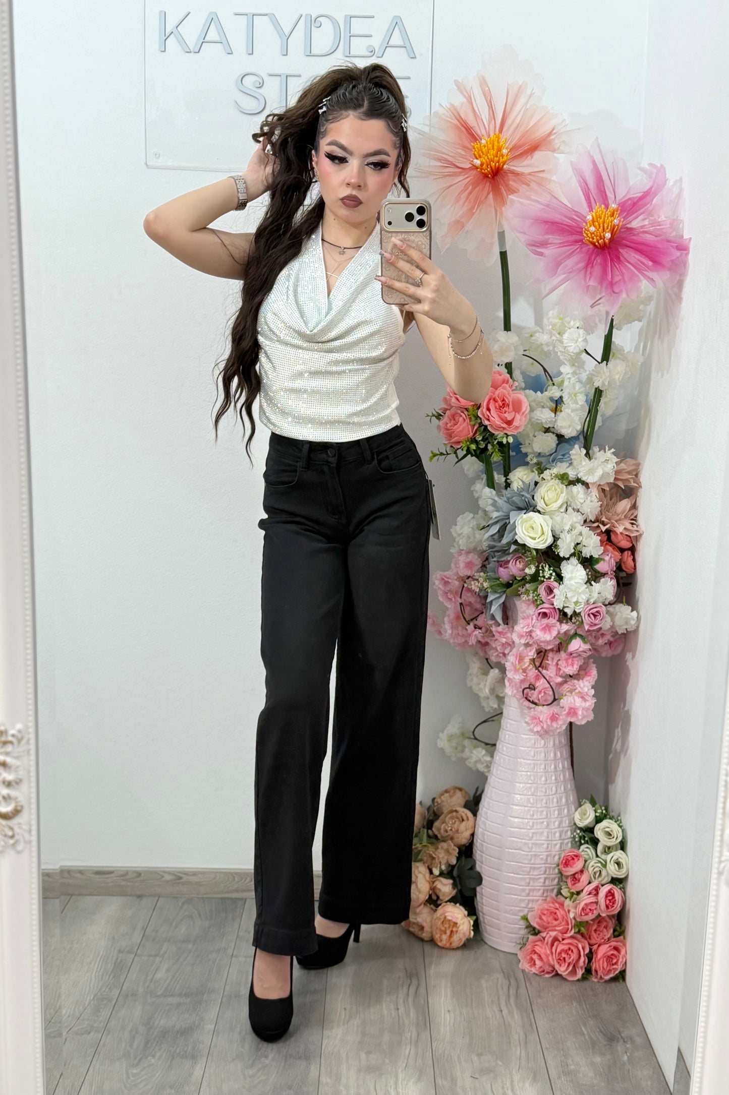 Blugi negri wideleg cu buzunar accesorizat 19211