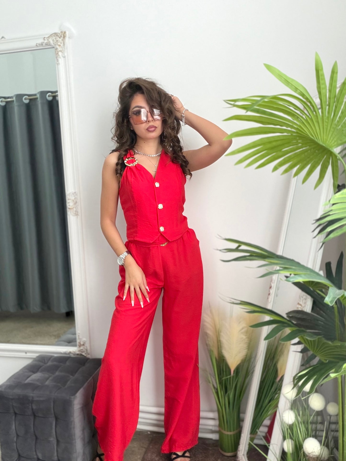Compleu din in ELEGANCE rosu