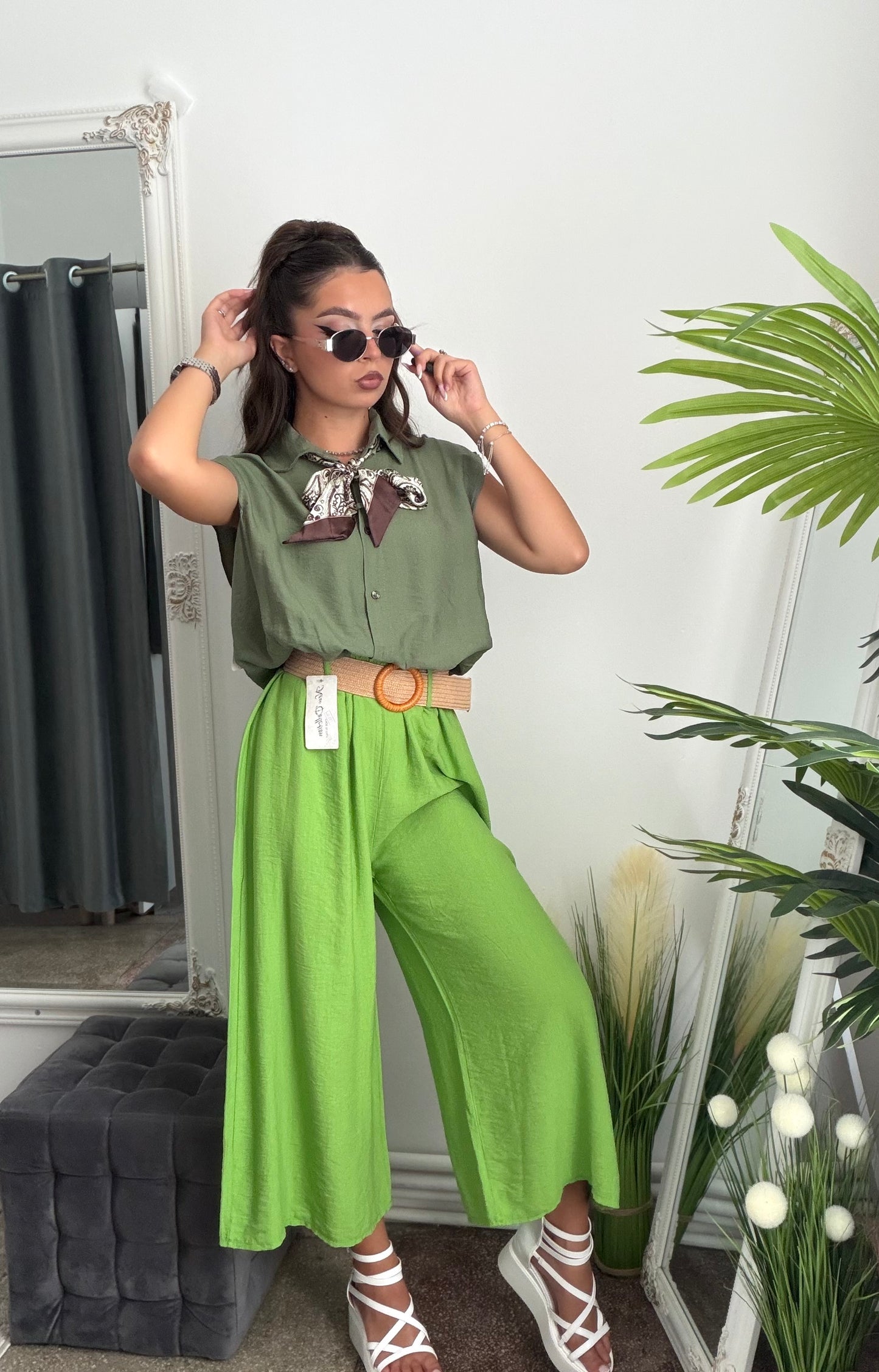 Pantaloni de vară 3/4 verzi JULIA