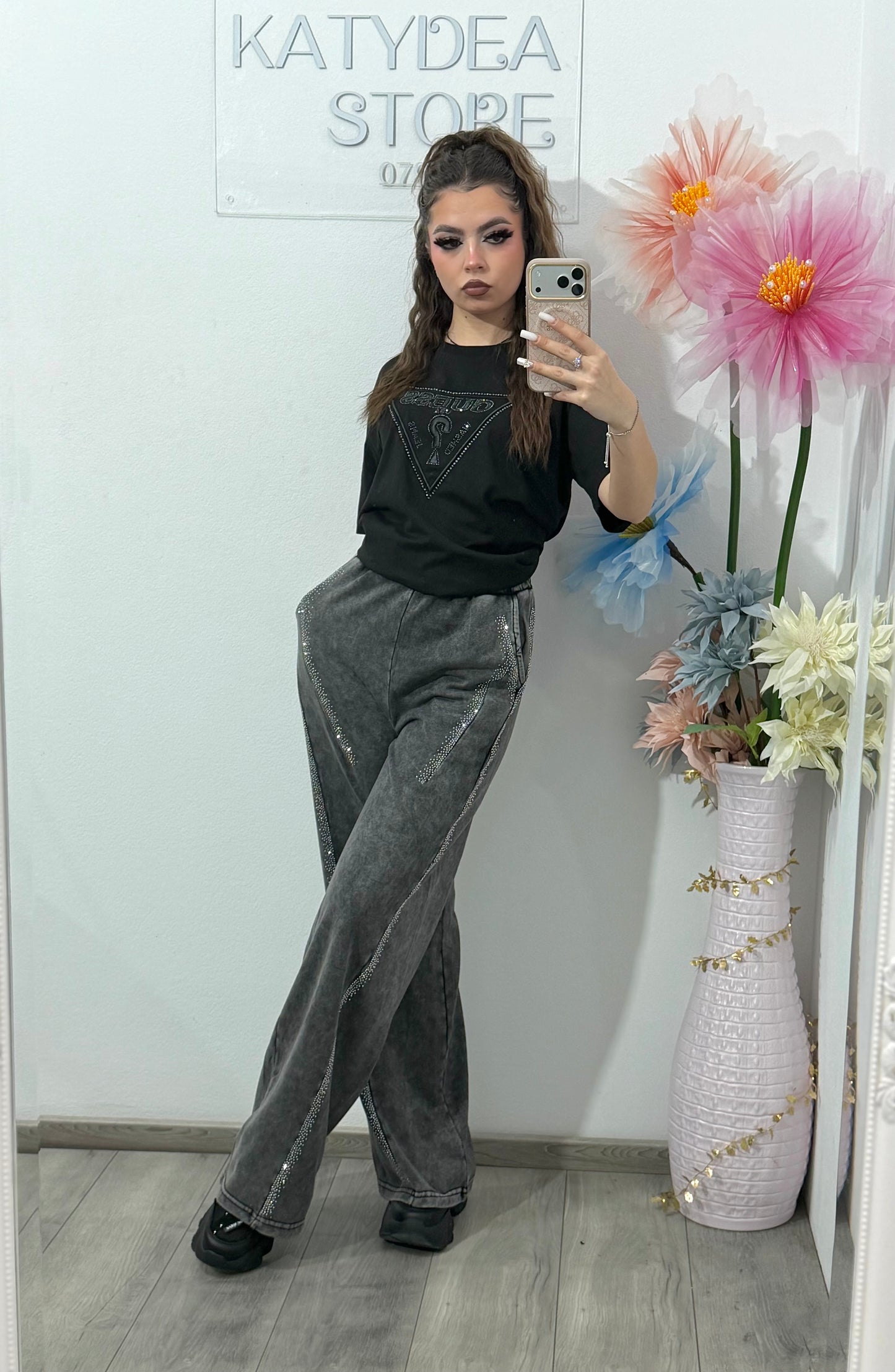 Pantaloni grey cu cristale ștanțate DIANA