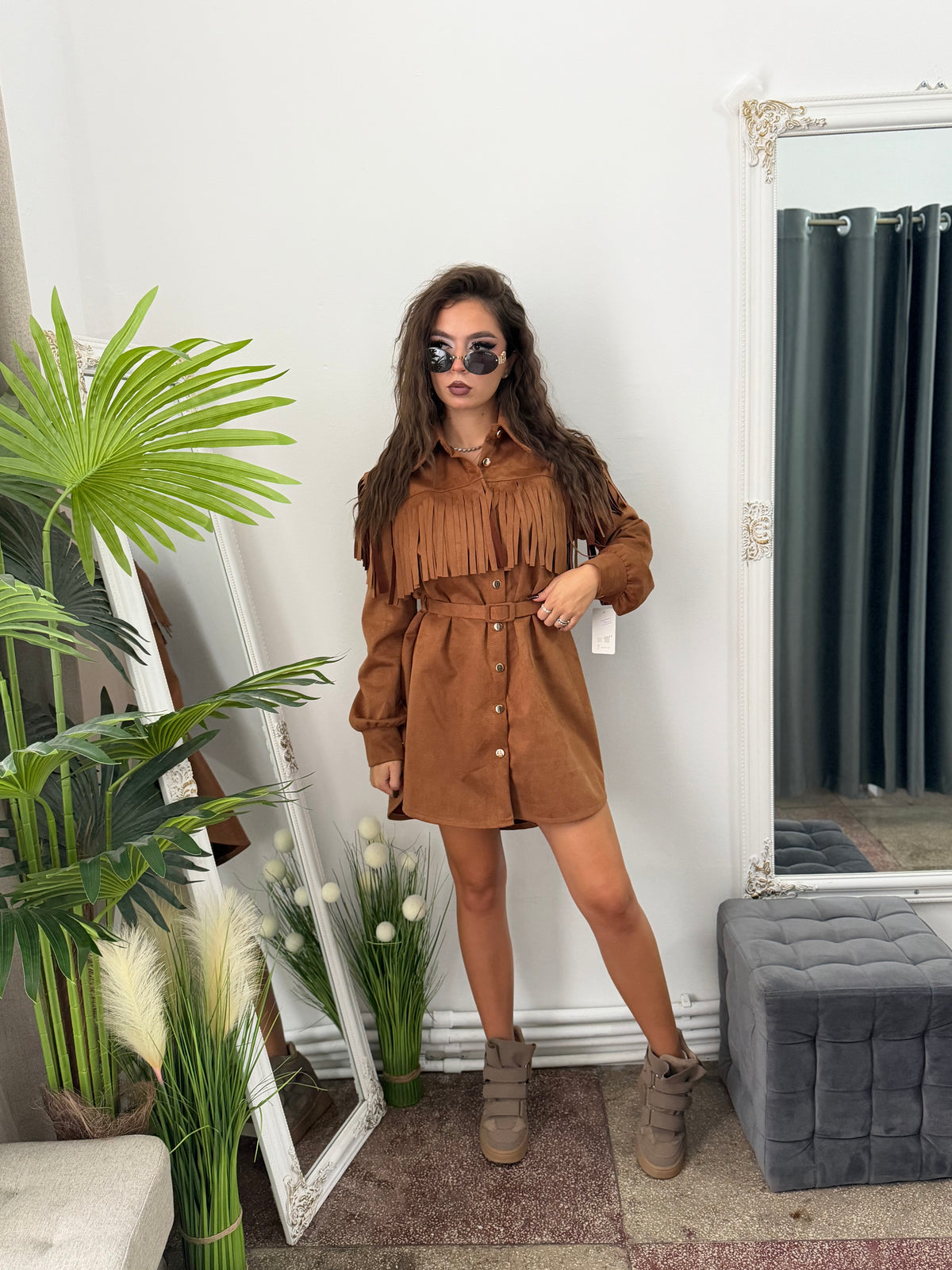 Rochie din piele întoarsă maro
