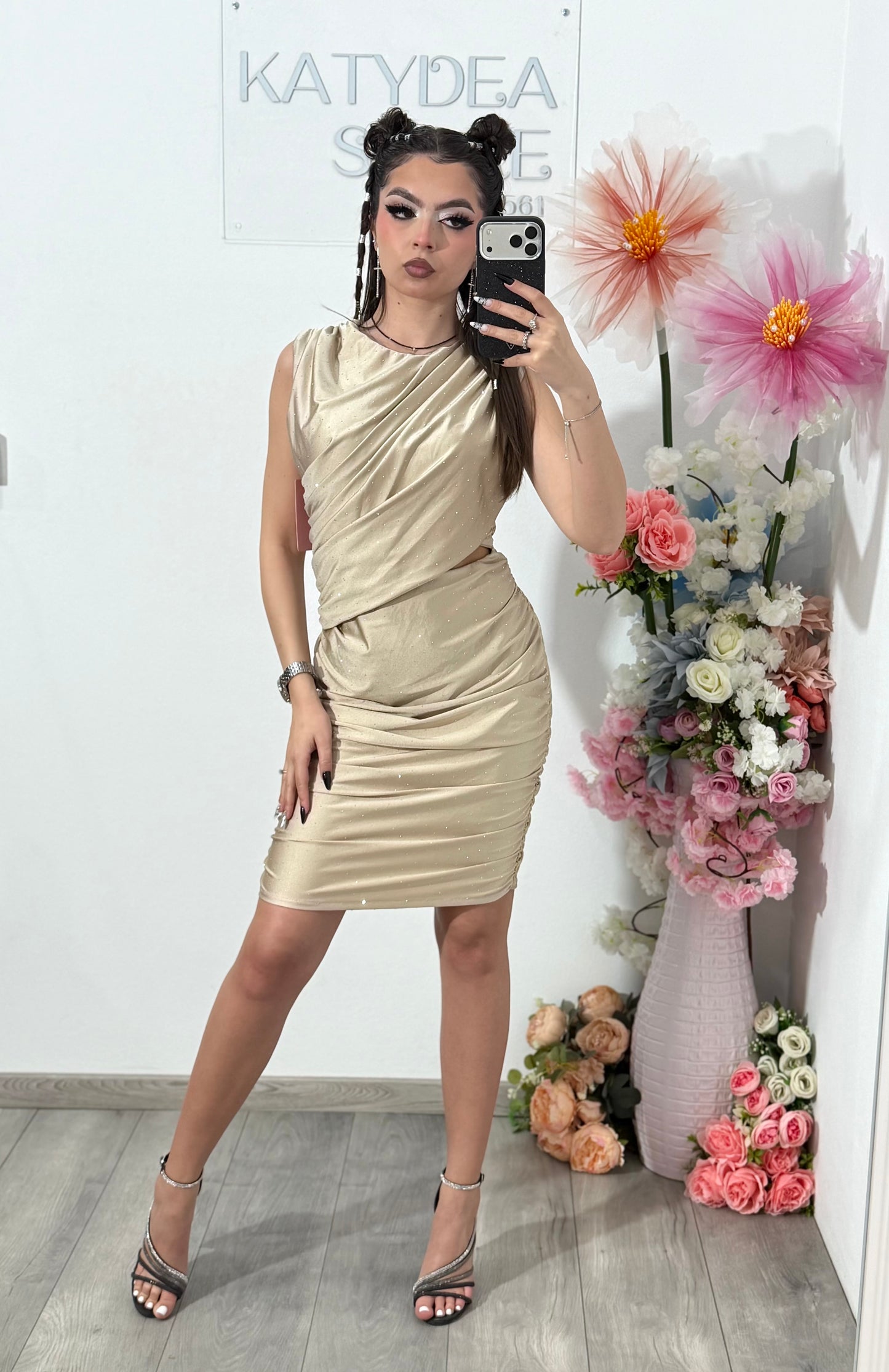Rochie elegantă cu cristale ștanțate bej SELENA